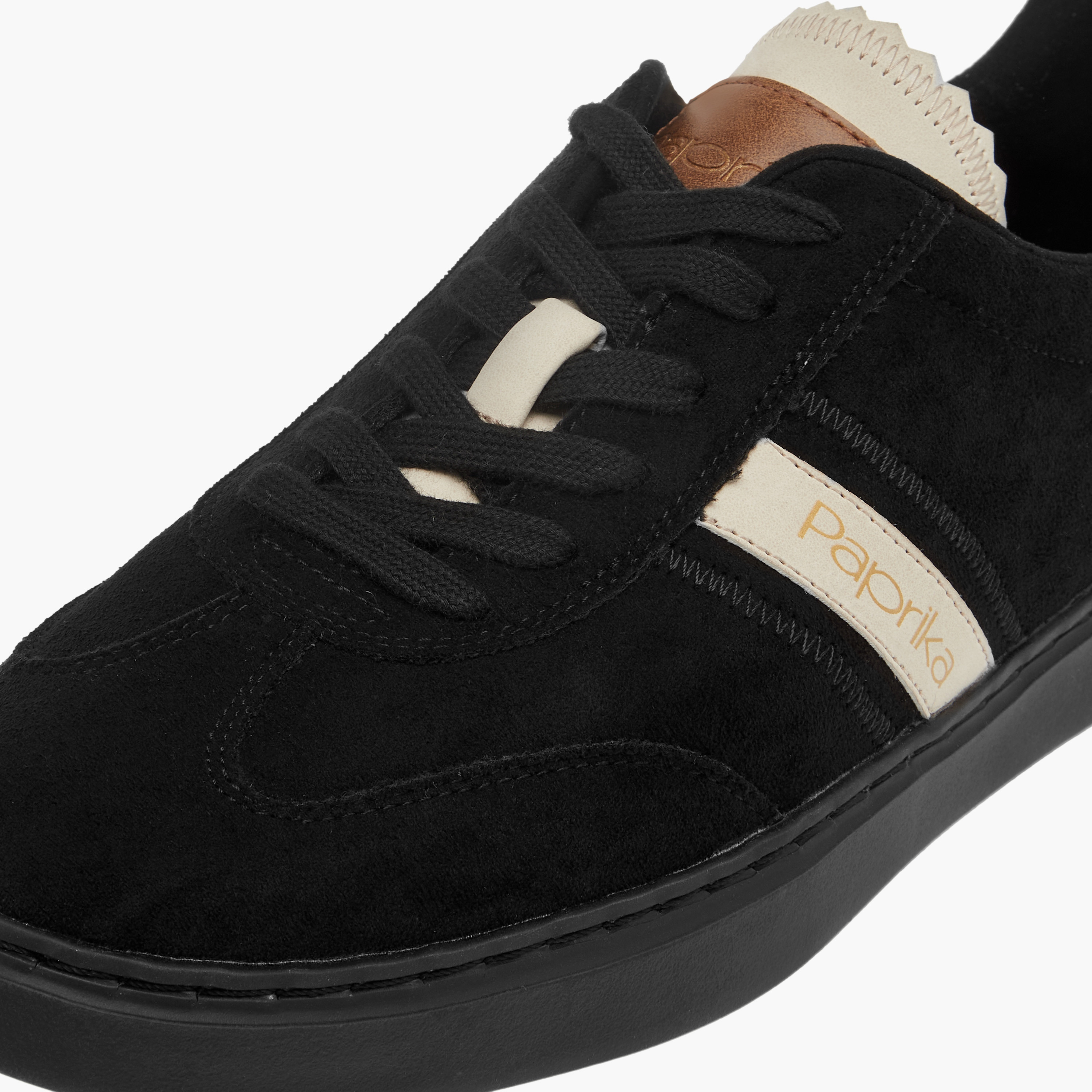 حذاء سنيكرز للكاحل بألواح ورباط إغلاق من بابريكا-women-shoes-sneakers-image-5