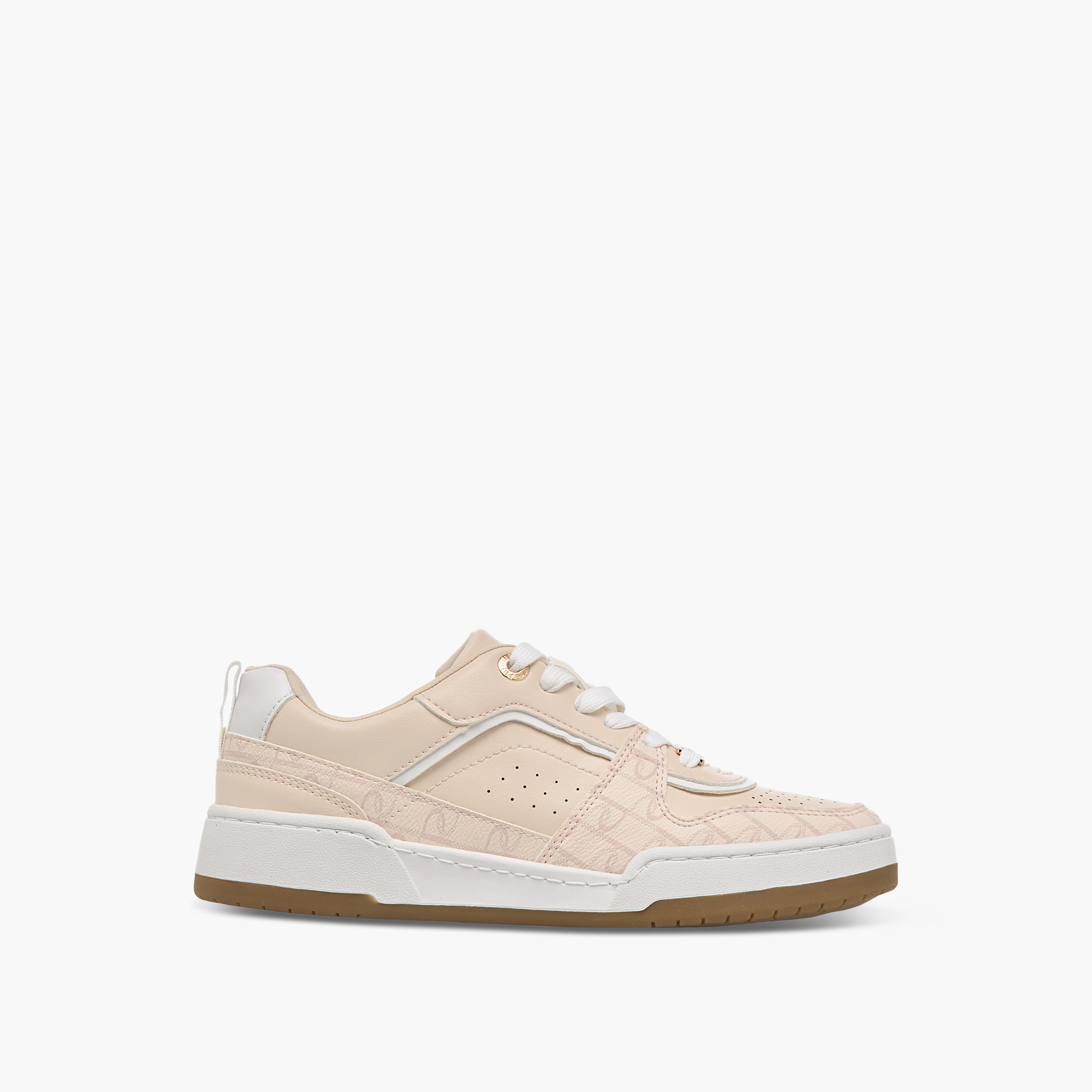 حذاء سنيكرز بطبعات مونوجرام ورباط من بابريكا-women-shoes-sneakers-image-3