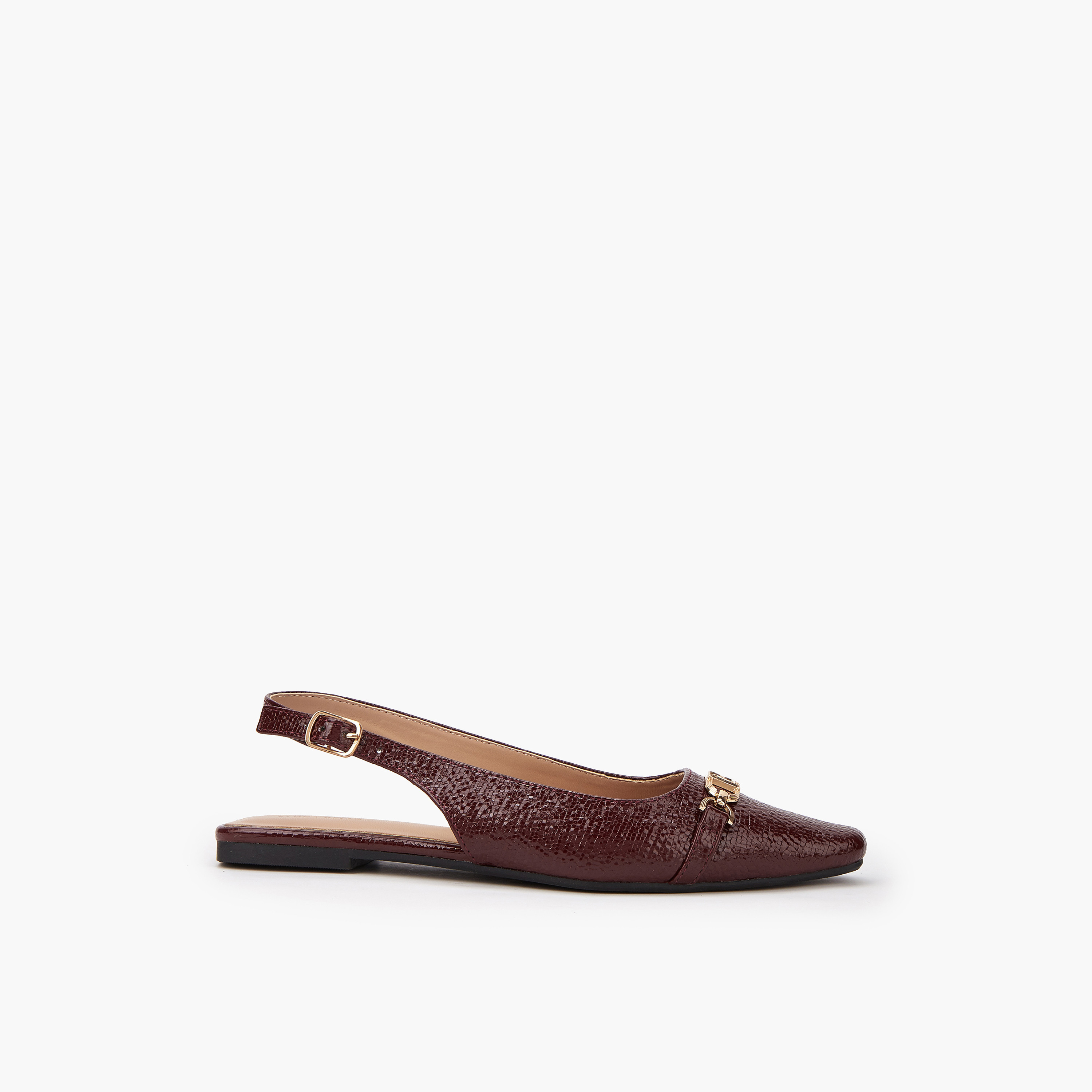 صندل بتفاصيل بارزة الملمس وإبزيم إغلاق من فلورا بيلا-women-shoes-flats-sandals-image-2