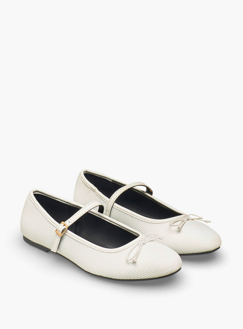حذاء ماري جين بإبزيم إغلاق للنساء من سيليست-women-shoes-ballerinas-image-1
