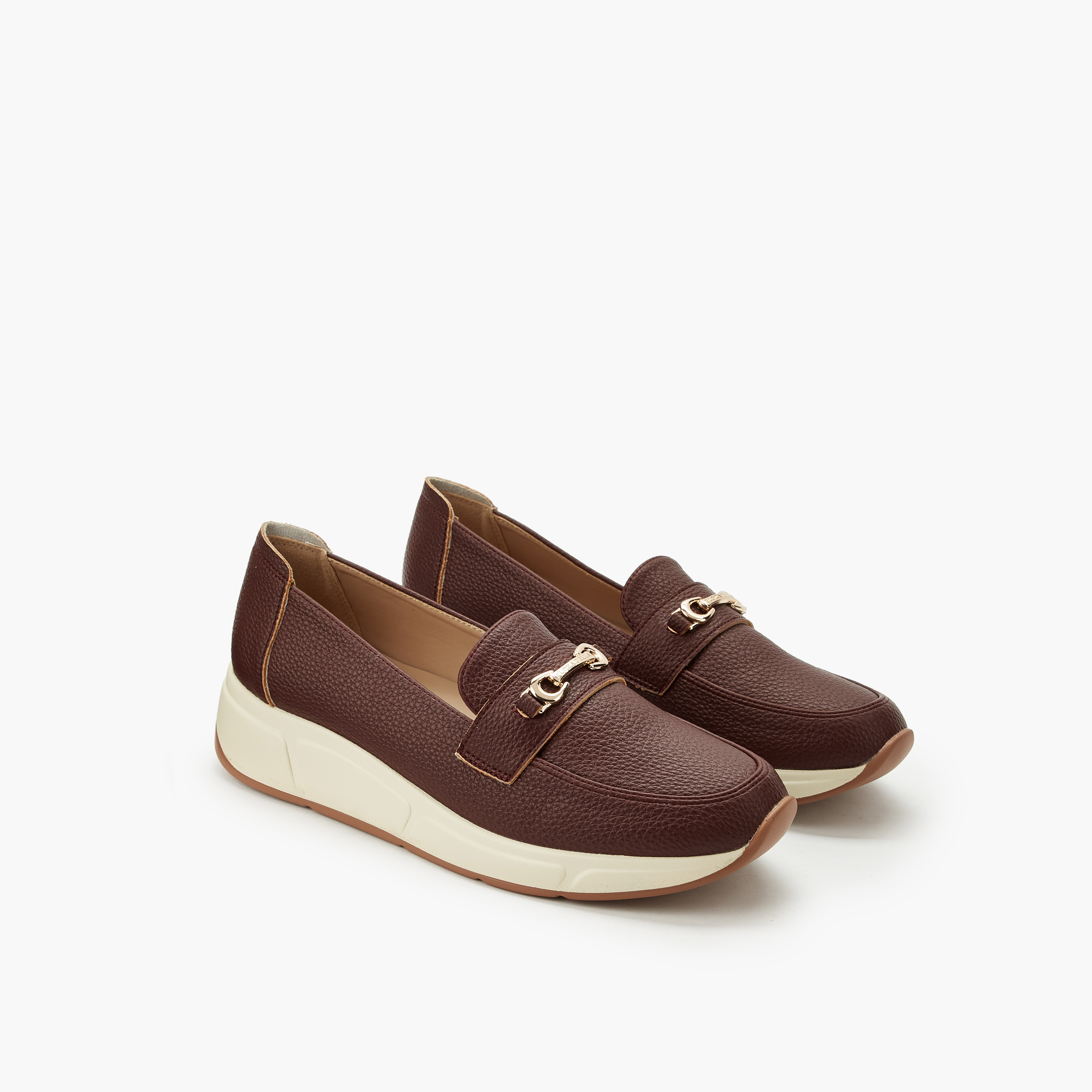 حذاء سهل الارتداء بزينة معدنية للنساء من فلورا بيلا-women-shoes-loafersandmoccasins-image-1