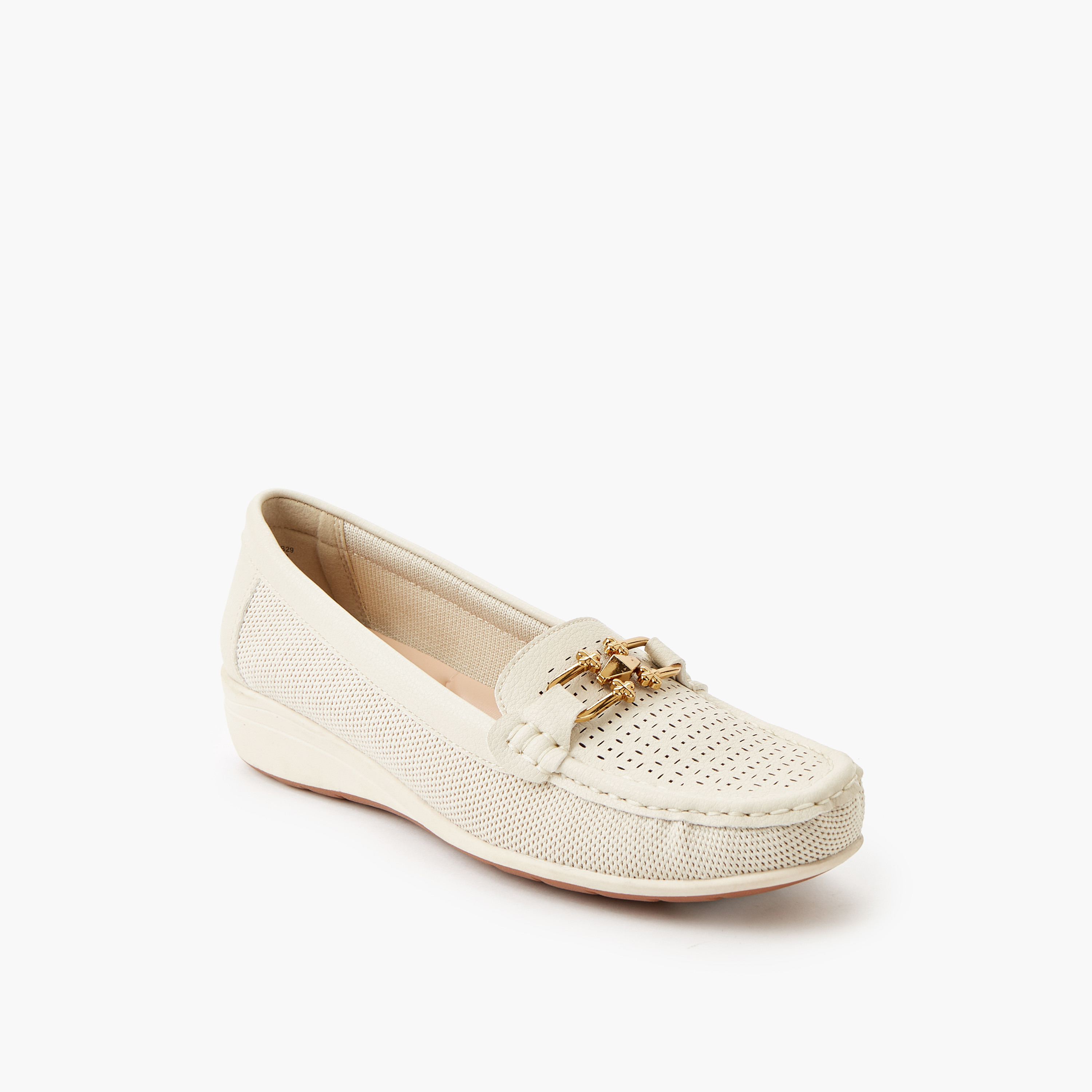 حذاء خفيف بتفاصيل مثقبة للنساء من لو كونفورت-women-shoes-flats-loafers-image-2