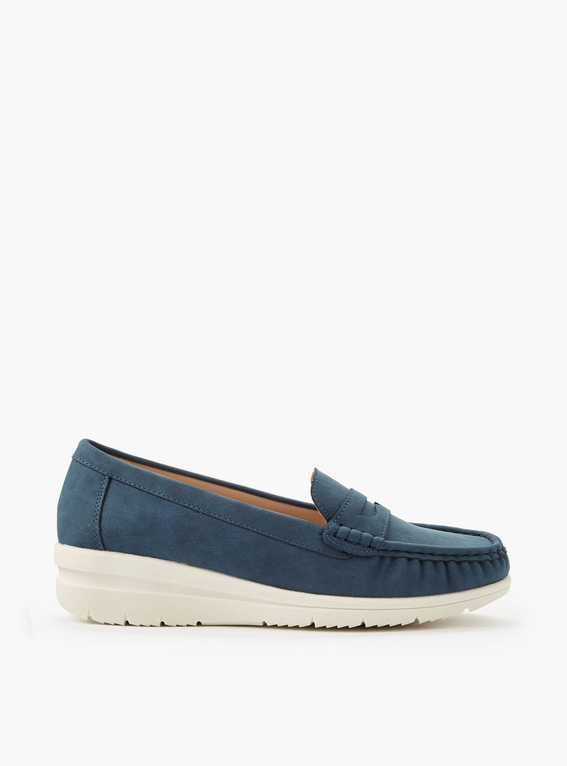 حذاء خفيف بكعب ويدج للنساء من لو كونفورت-women-shoes-loafersandmoccasins-image-3
