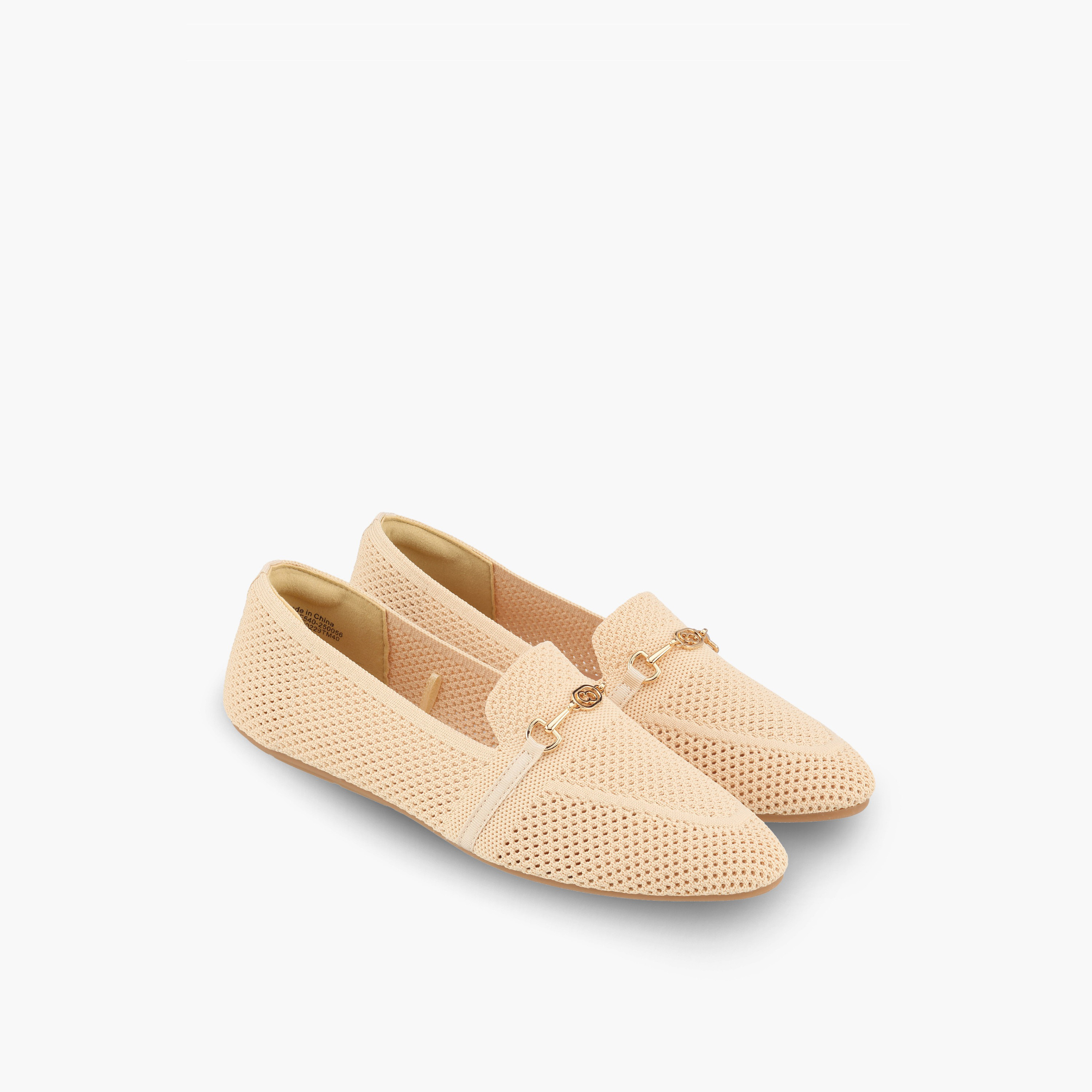 حذاء سهل الارتداء بزينة ميتاليك للنساء من سيليست-women-shoes-flats-loafers-image-1