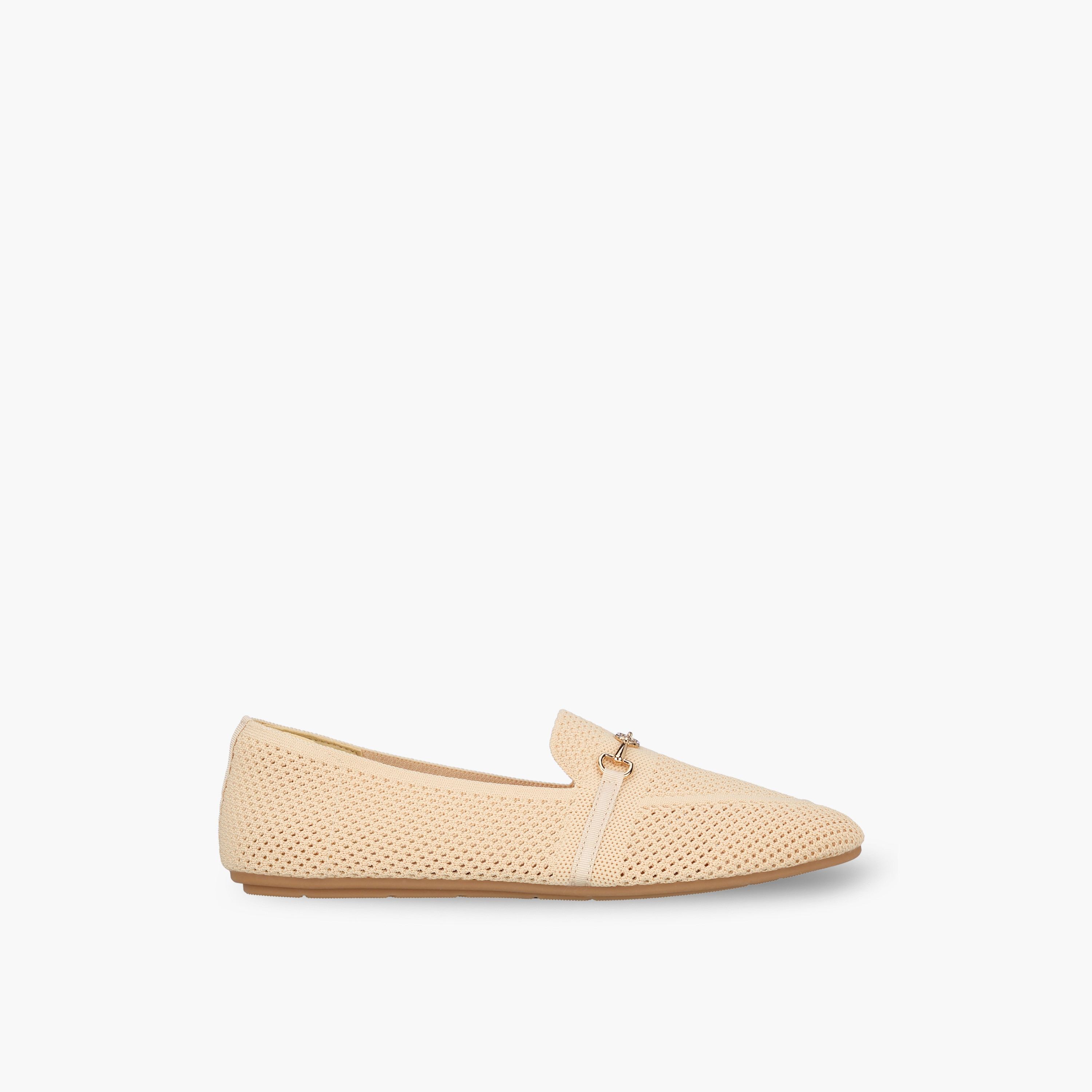 حذاء سهل الارتداء بزينة ميتاليك للنساء من سيليست-women-shoes-flats-loafers-image-3