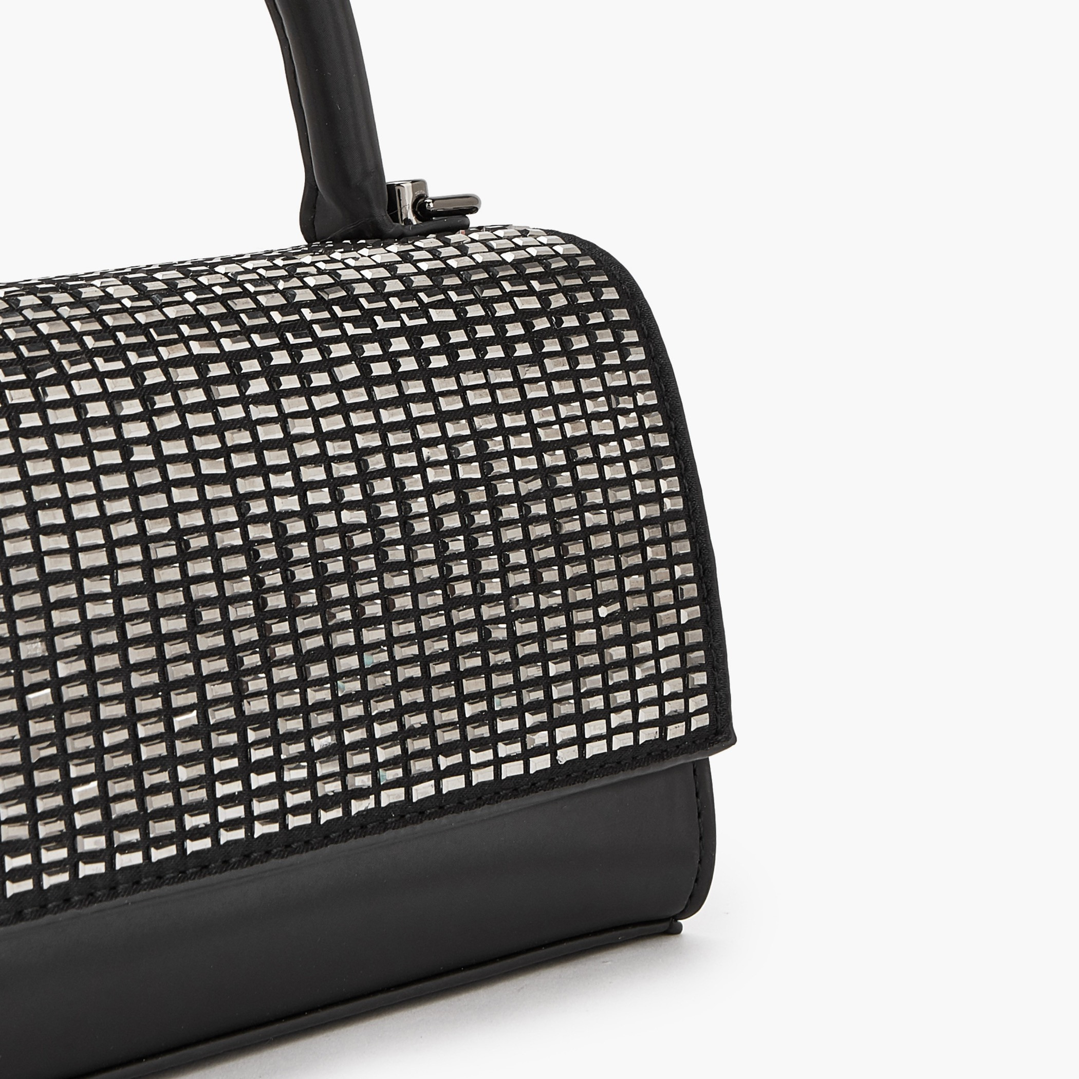 شنطة ساتشيل مزينة بحزام قابل للفصل من فلورا بيلا-women-bagsandwallets-handbags-image-4