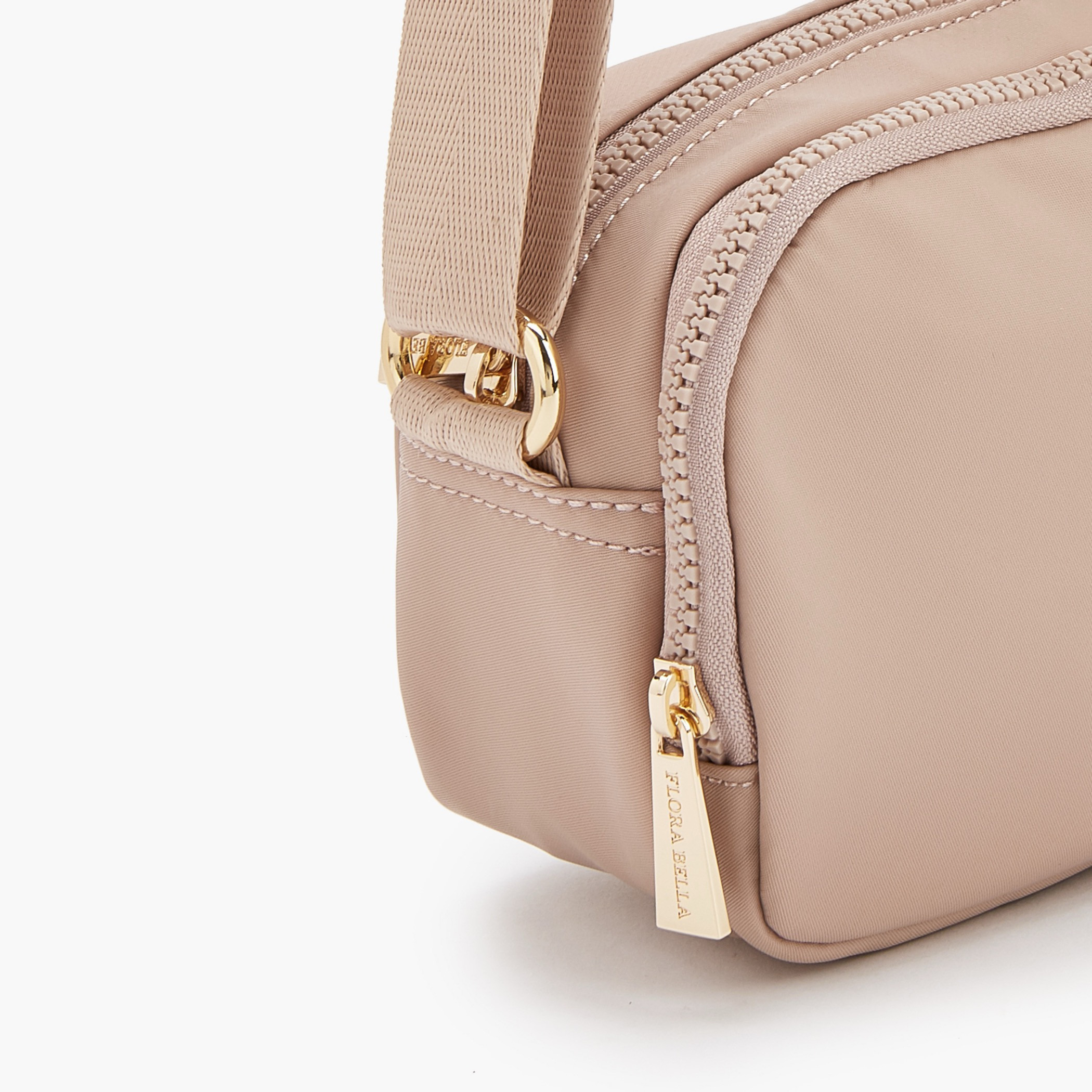 شنطة كروس بودي سادة بحزام قابل للتعديل من فلورا بيلا-women-bagsandwallets-handbags-image-3