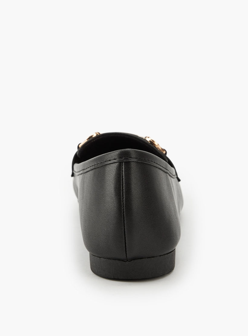 حذاء سهل الارتداء بتزيينات ميتاليك من فلورا بيلا-women-shoes-loafersandmoccasins-image-5