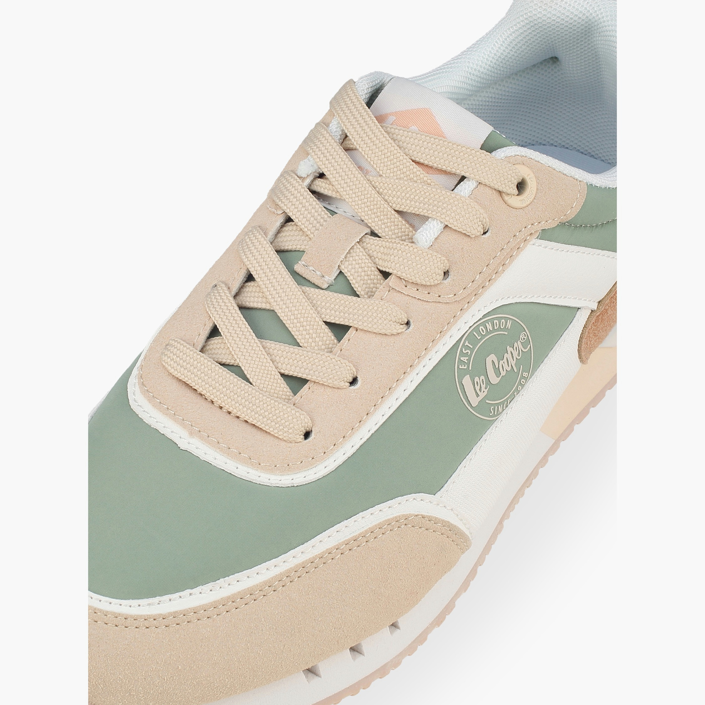 حذاء سنيكرز برباط إغلاق للنساء من لي كوبر-women-shoes-sneakers-image-4