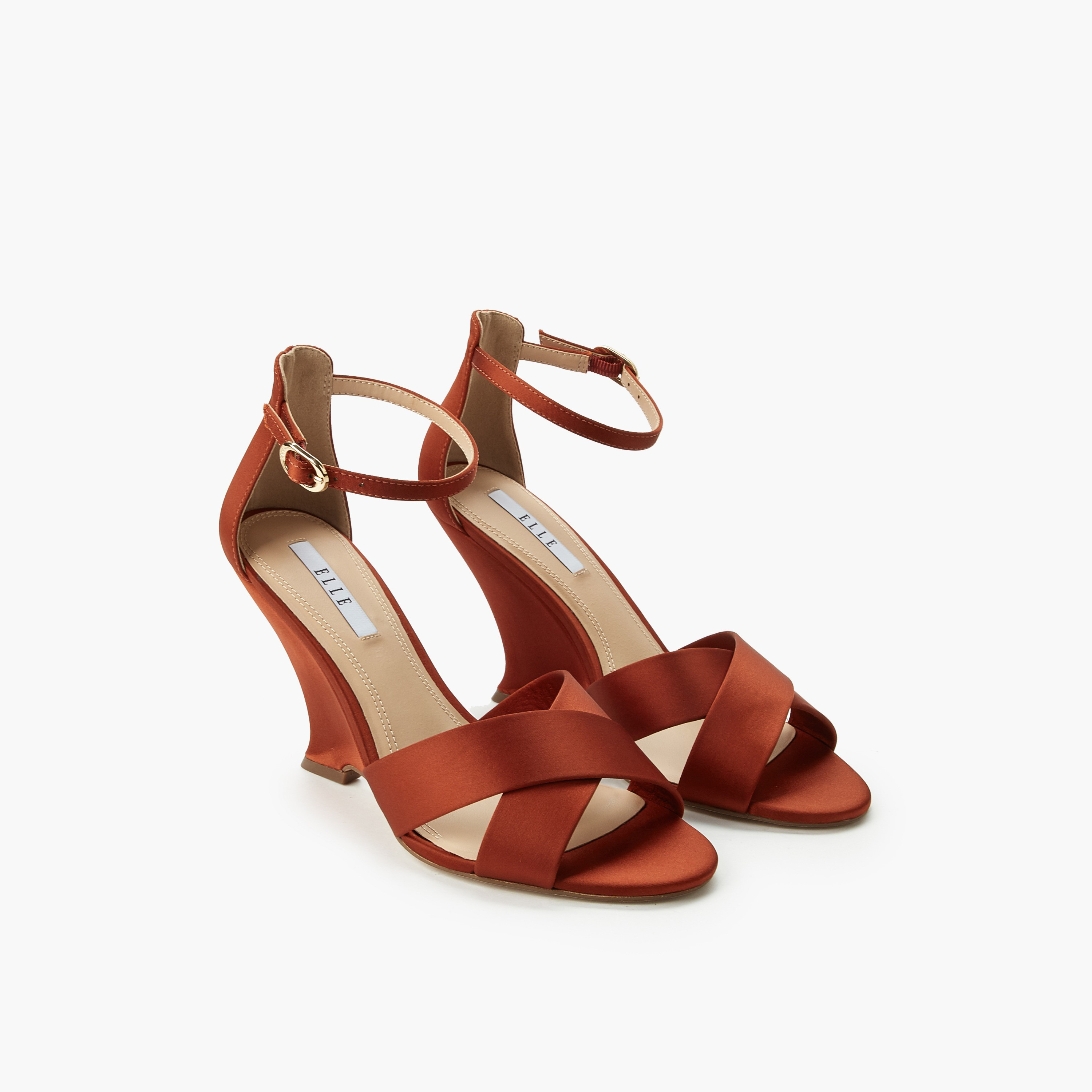 صندل بأحزمة متقاطعة وكعب ويدج للنساء من إل-women-shoes-sandals-heeled-image-1