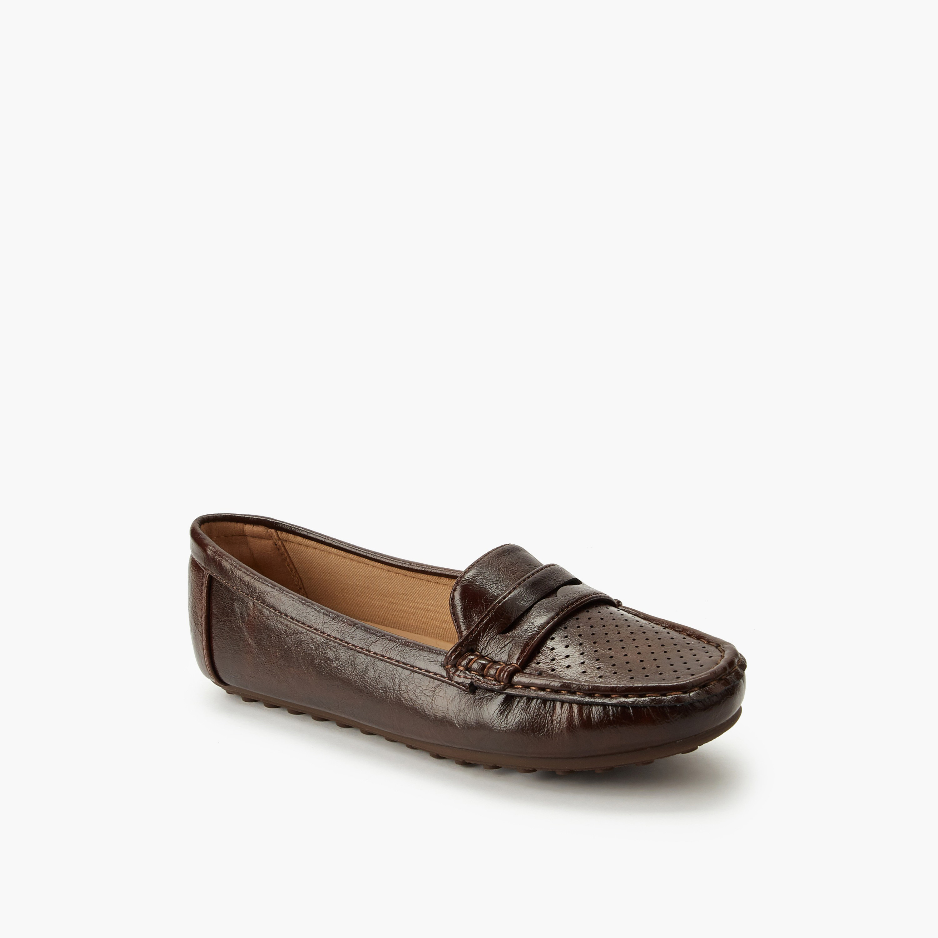 حذاء سهل الارتداء بنعل محبب وتفاصيل مثقبة للنساء من لو كونفورت-women-shoes-loafersandmoccasins-image-2