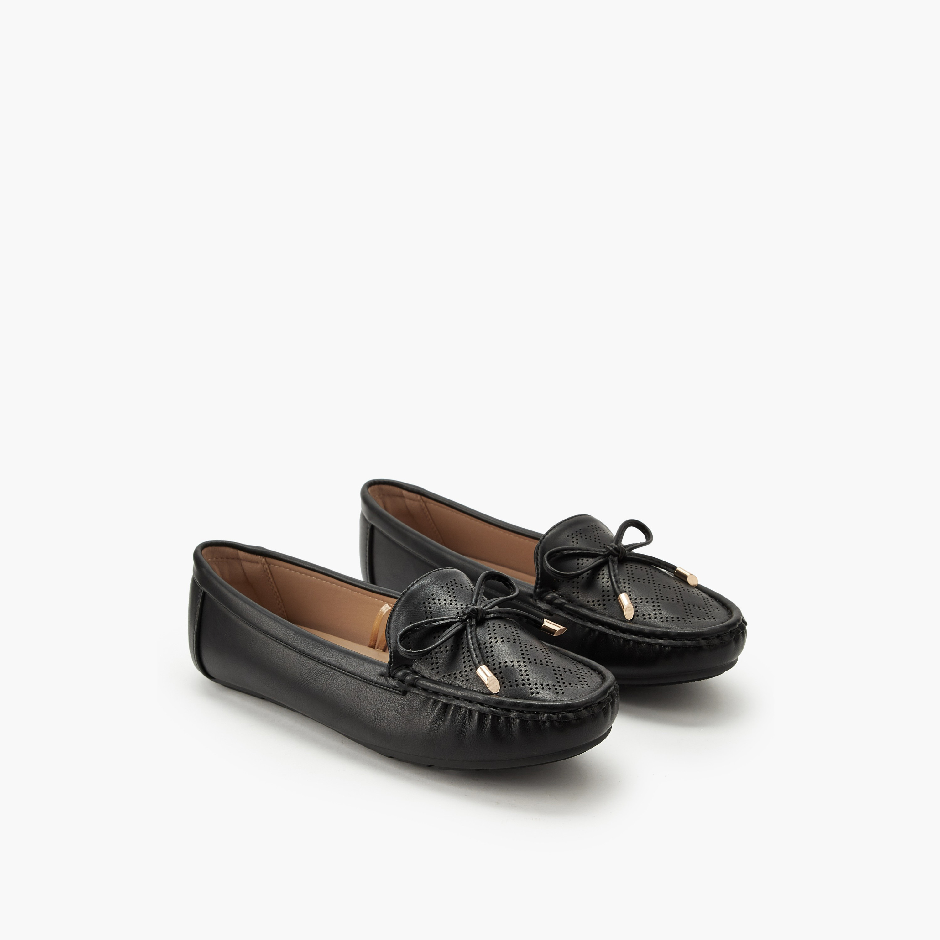 حذاء سهل الارتداء مثقب للنساء من لو كونفورت-women-shoes-loafersandmoccasins-image-1