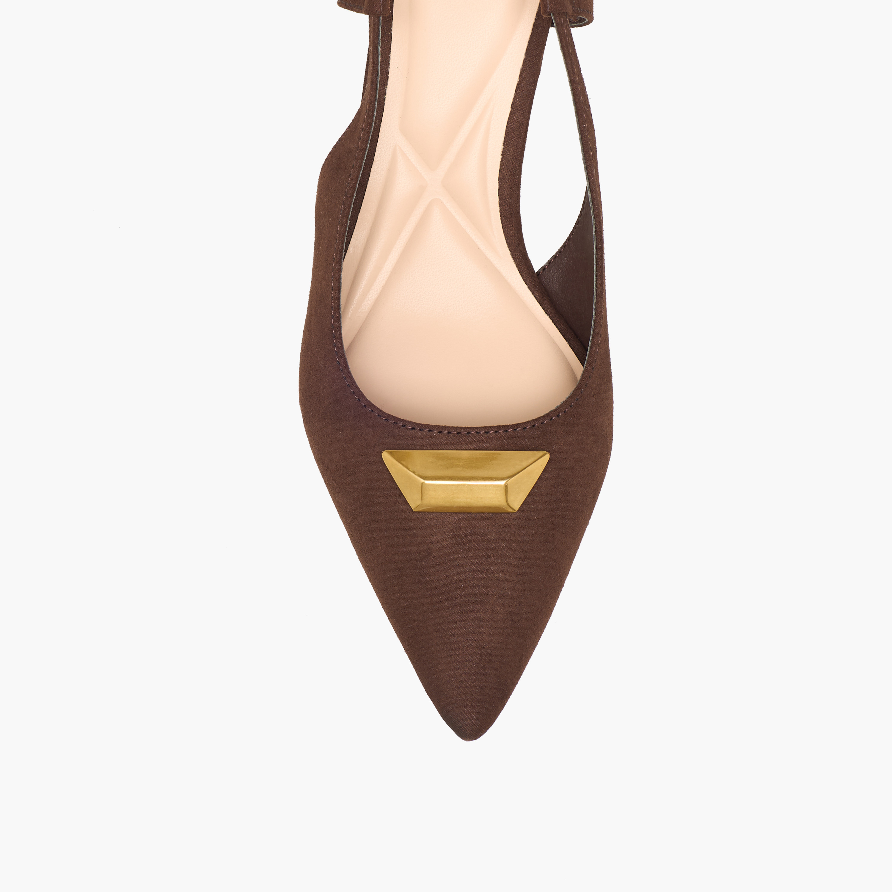 صندل بمقدمة مدببة وحزام خلفي وكعب متسع للنساء من سيليست-women-shoes-sandals-heeled-image-4