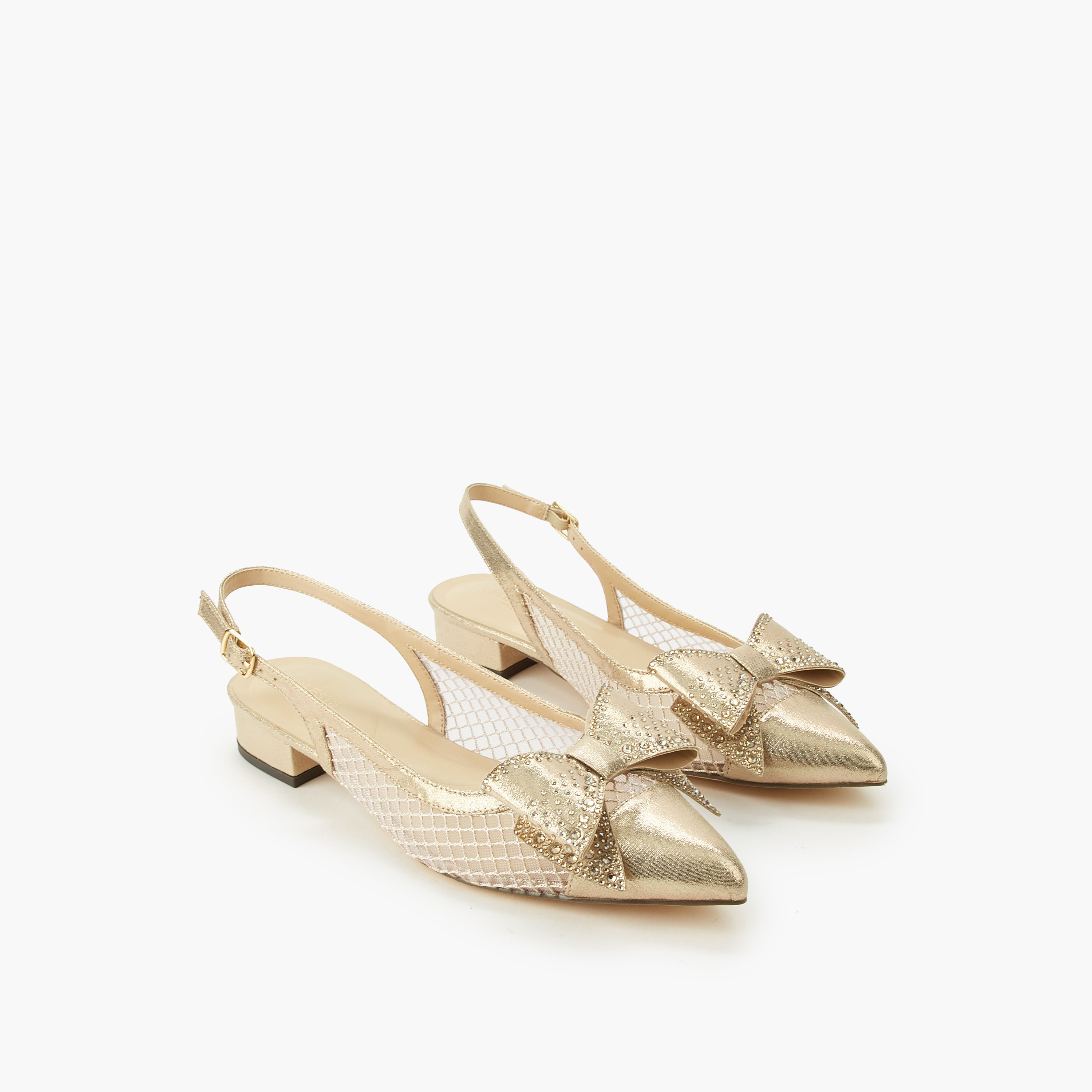 حذاء بمقدمة مدببة وإبزيم إغلاق وتزيينات فيونكة للنساء من سيليست-women-shoes-sandals-heeled-image-1