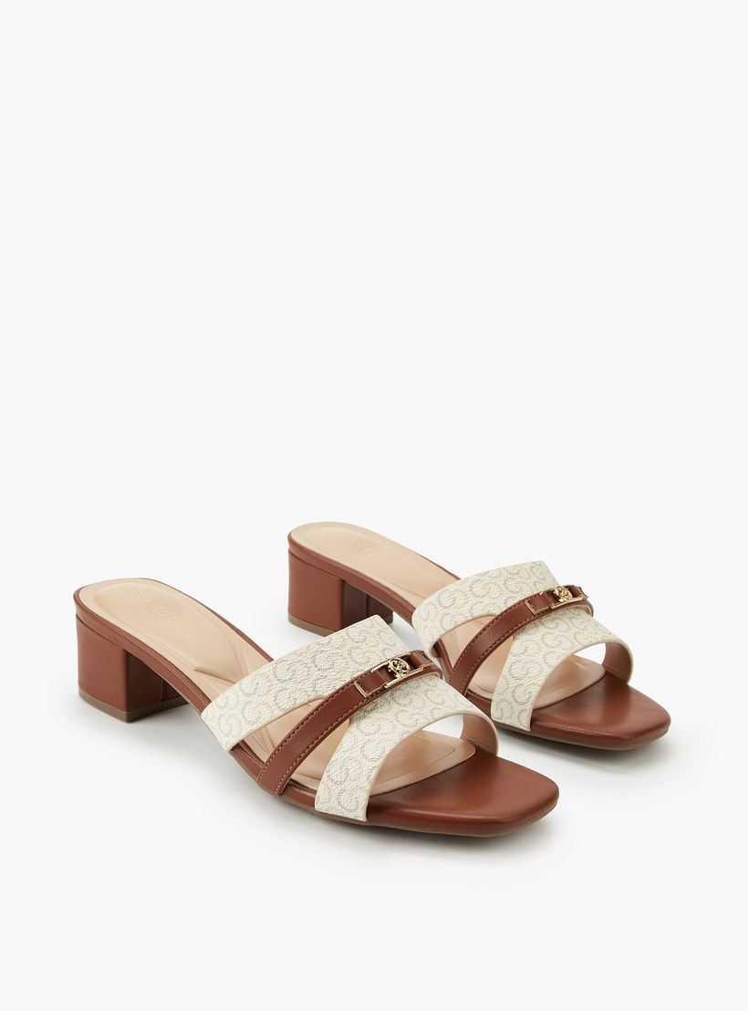 صندل بكعب عريض وطبعات مونوجرام للنساء من سيليست-women-shoes-sandals-heeled-image-1