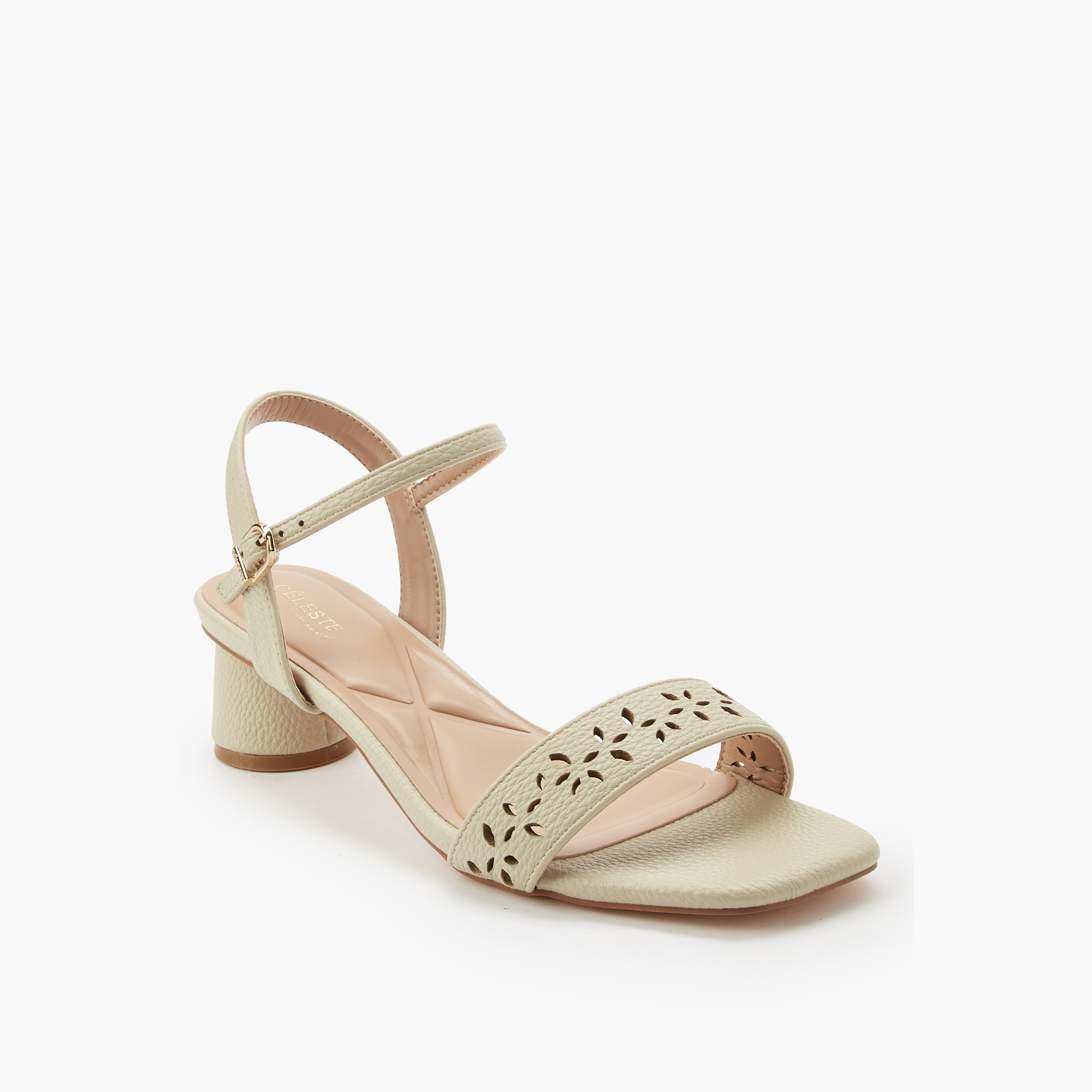 صندل بتصميم مفرّغ وكعب سميك للنساء من سيليست-women-shoes-sandals-heeled-image-3