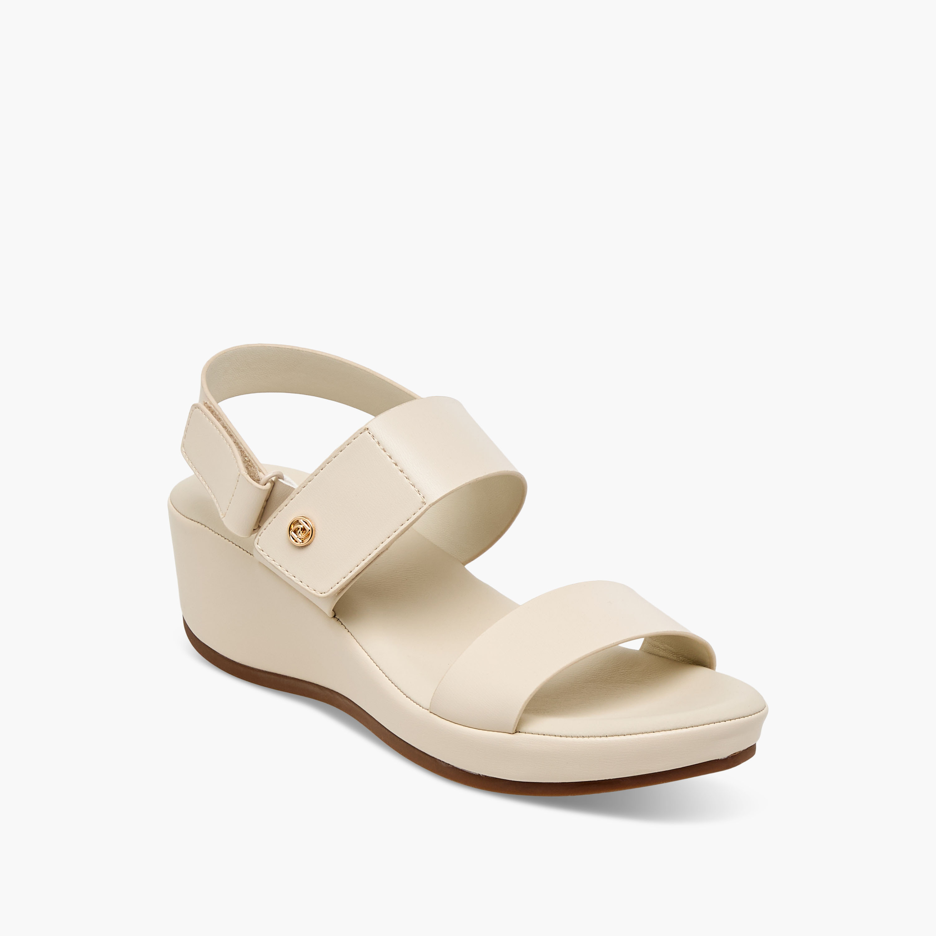صندل سادة بكعب ويدج وشريط إغلاق لاصق من بابريكا-women-shoes-sandals-heeled-image-2