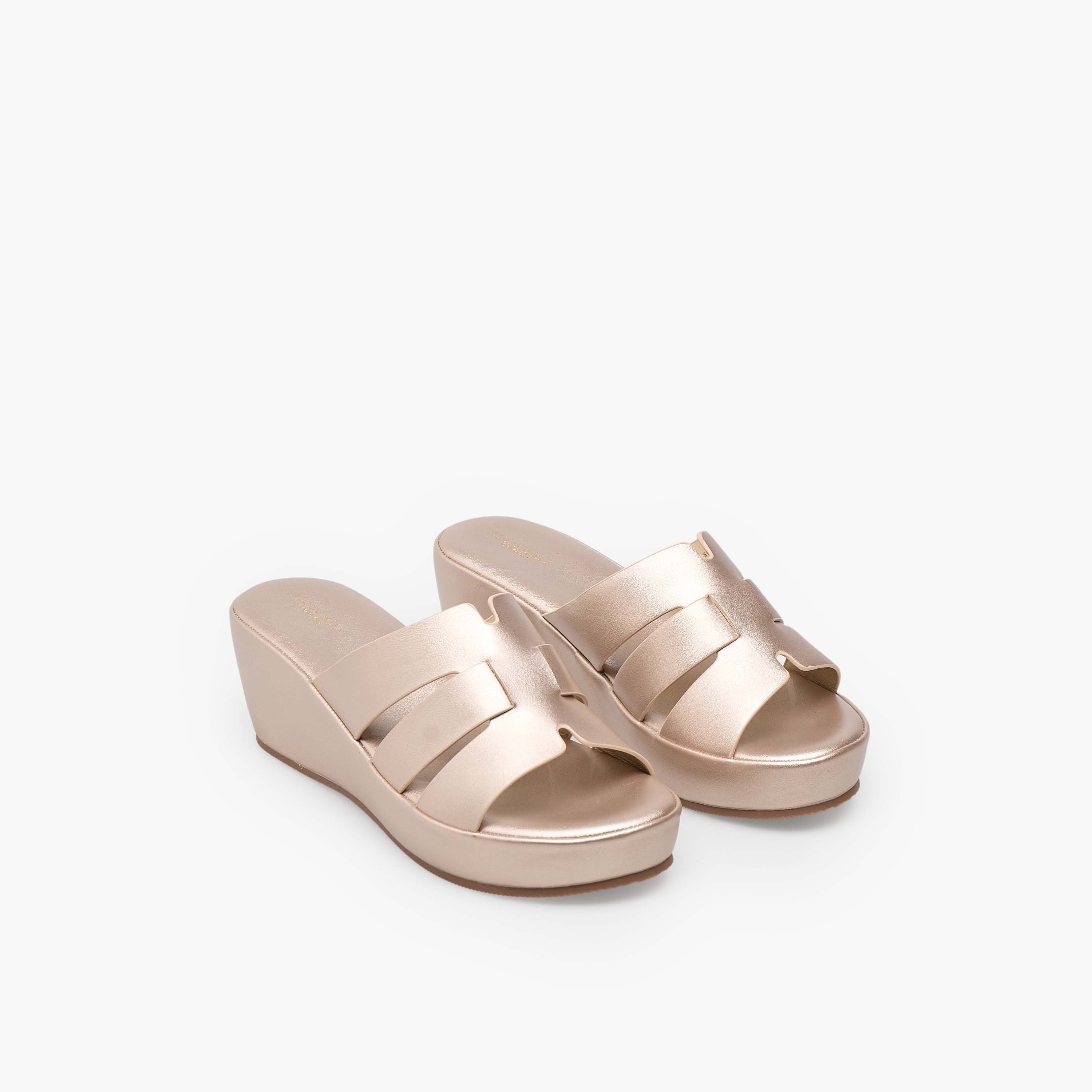 صندل بكعب ويدج للنساء من فلورا بيلا-women-shoes-sandals-heeled-image-1