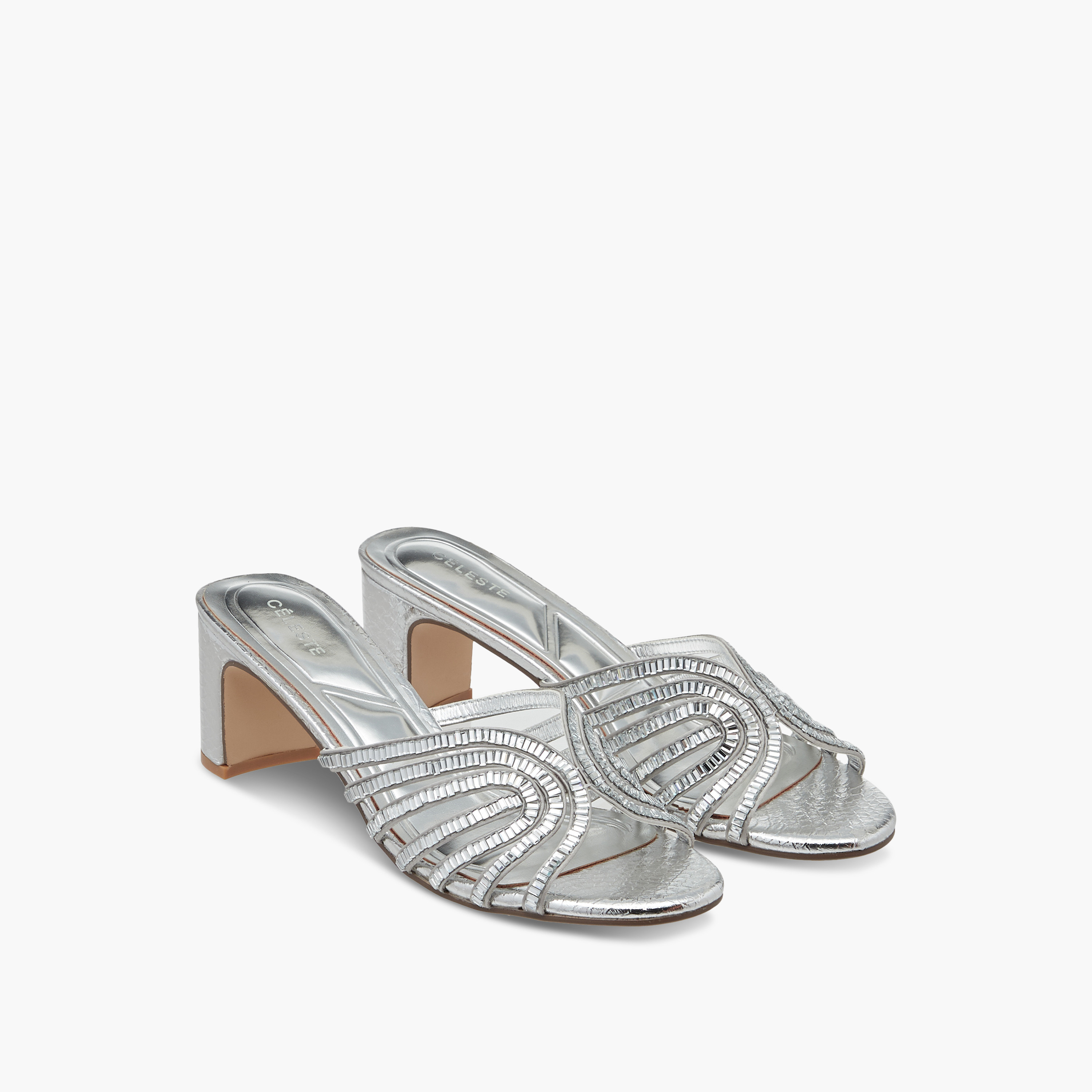 صندل مزين سهل الارتداء بكعب سميك للنساء من سيليست-women-shoes-sandals-heeled-image-1