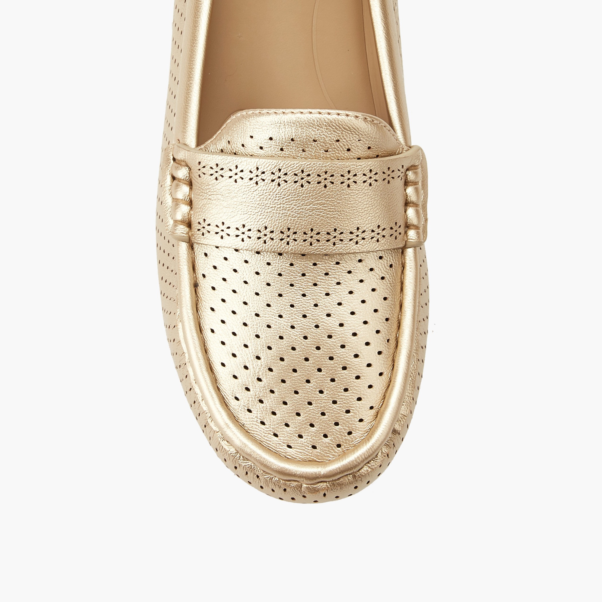 حذاء سهل الارتداء مريح ومثقب للنساء من لو كونفورت-women-shoes-loafersandmoccasins-image-4
