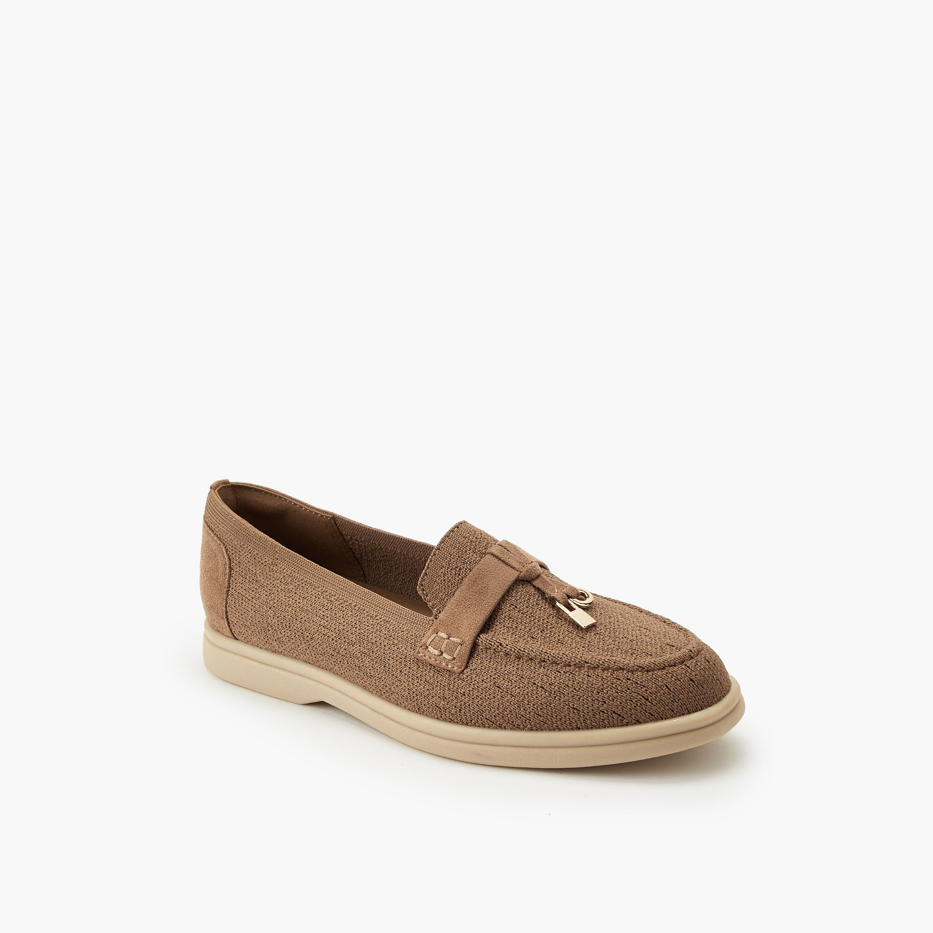 حذاء سهل الارتداء بزينة معدنية للنساء من لو كونفورت-women-shoes-loafersandmoccasins-image-2