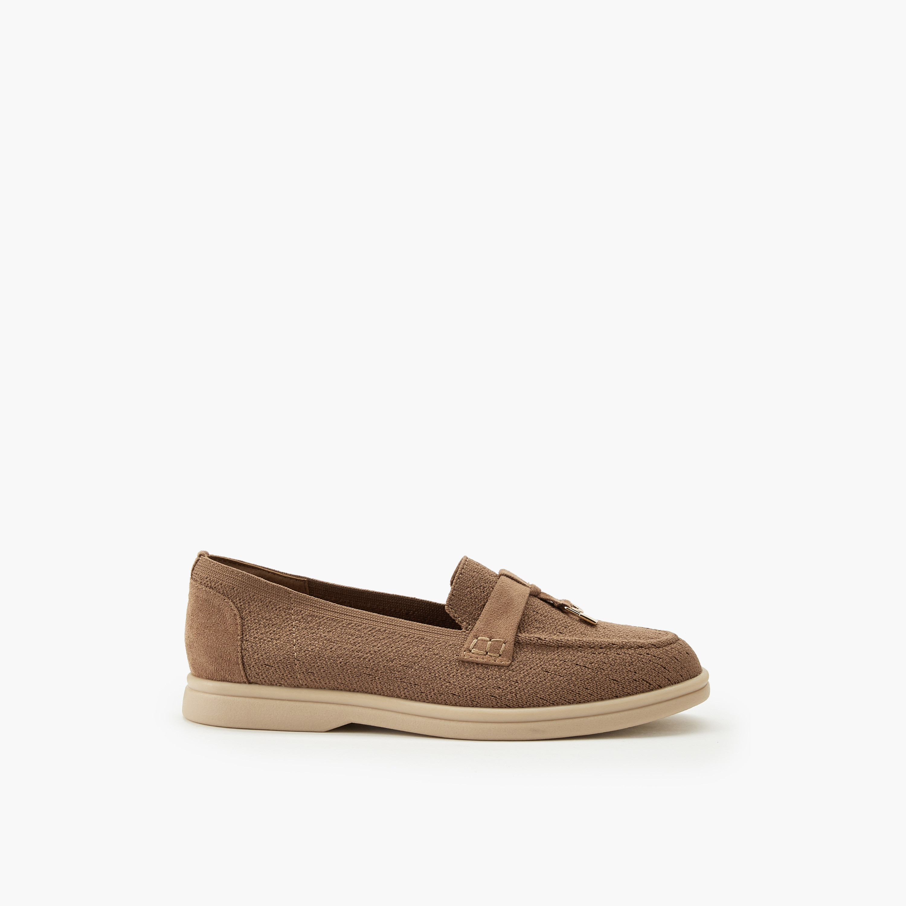حذاء سهل الارتداء بزينة معدنية للنساء من لو كونفورت-women-shoes-loafersandmoccasins-image-3