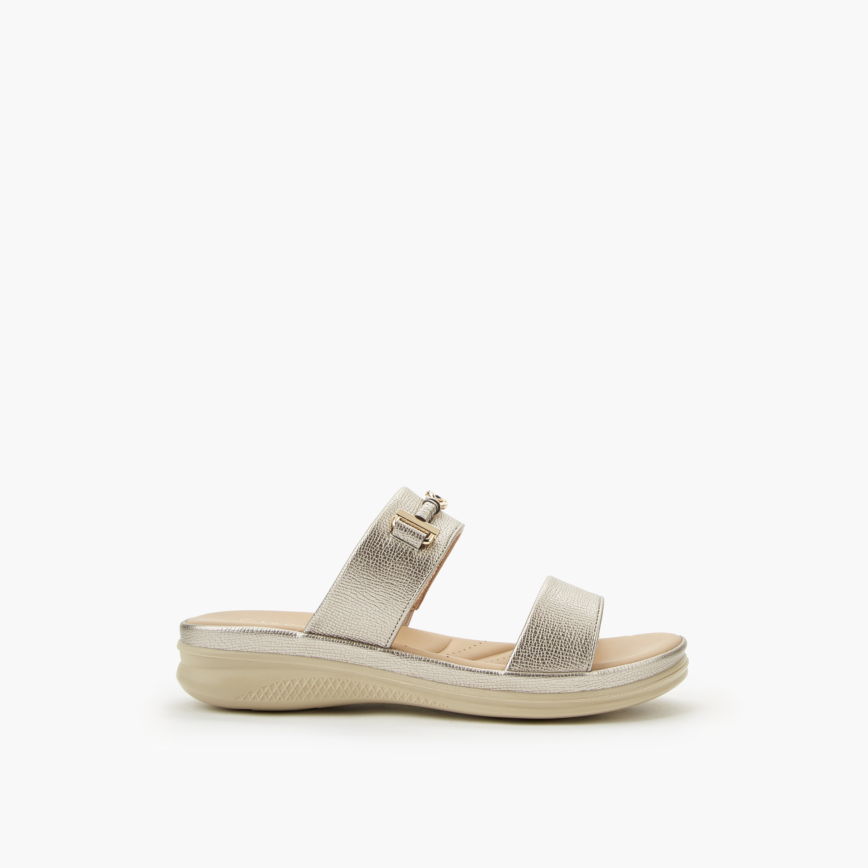 صندل نسائي مريح بتفاصيل ميتاليك من لو كونفورت-women-shoes-flats-sandals-image-3