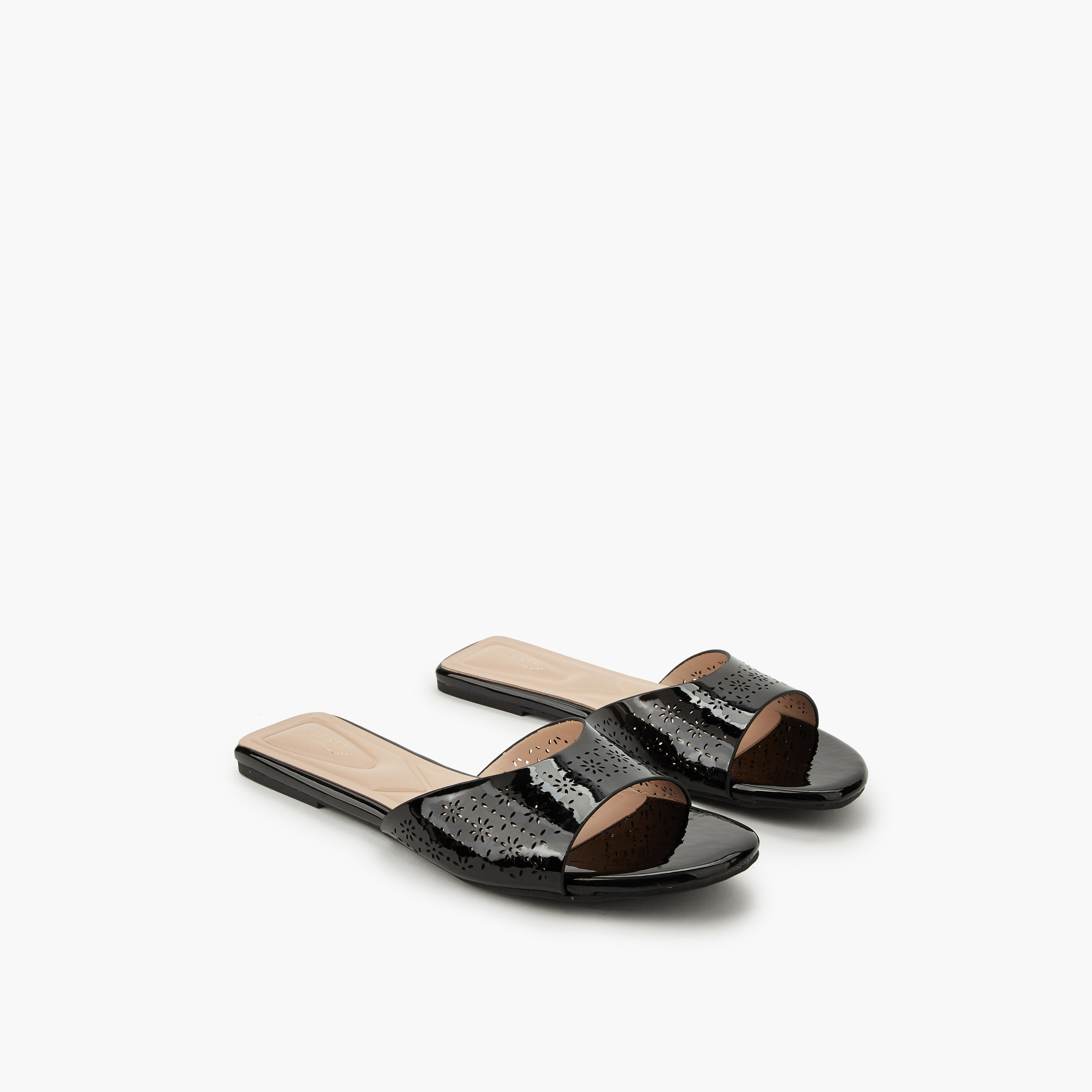 صندل مسطح مفرغ بالليزر للنساء من سيليست-women-shoes-flats-sandals-image-5