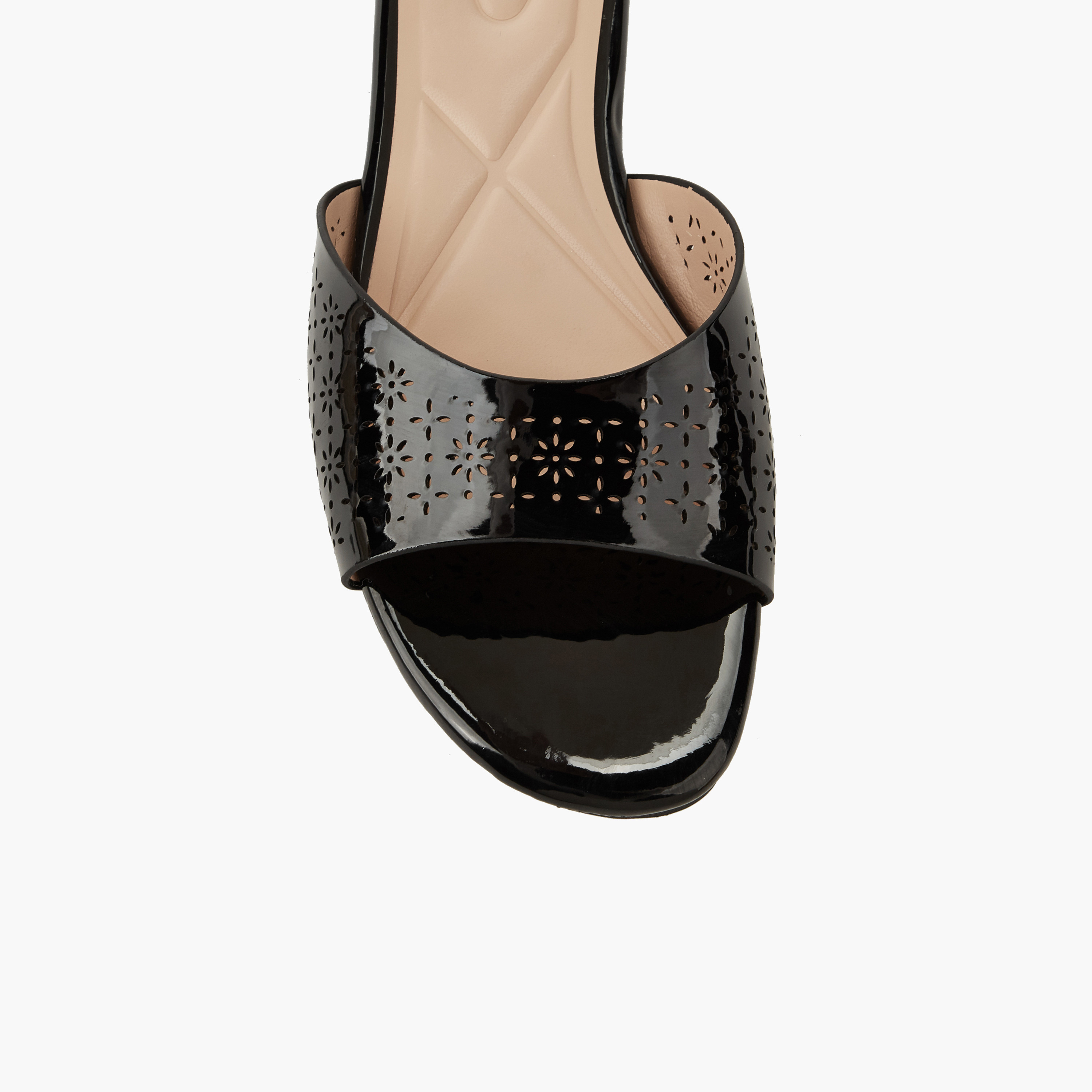صندل مسطح مفرغ بالليزر للنساء من سيليست-women-shoes-flats-sandals-image-2