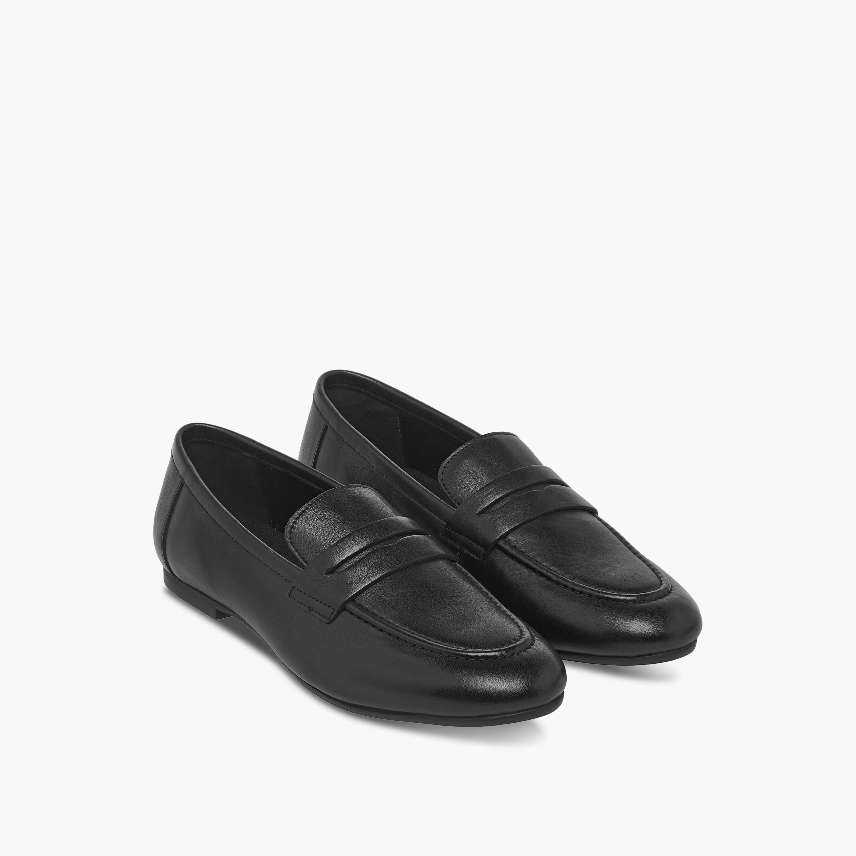 Paprika Solid Slip-On Loafers with Cut-Out Detail-women-shoes-flats-loafers-image-1