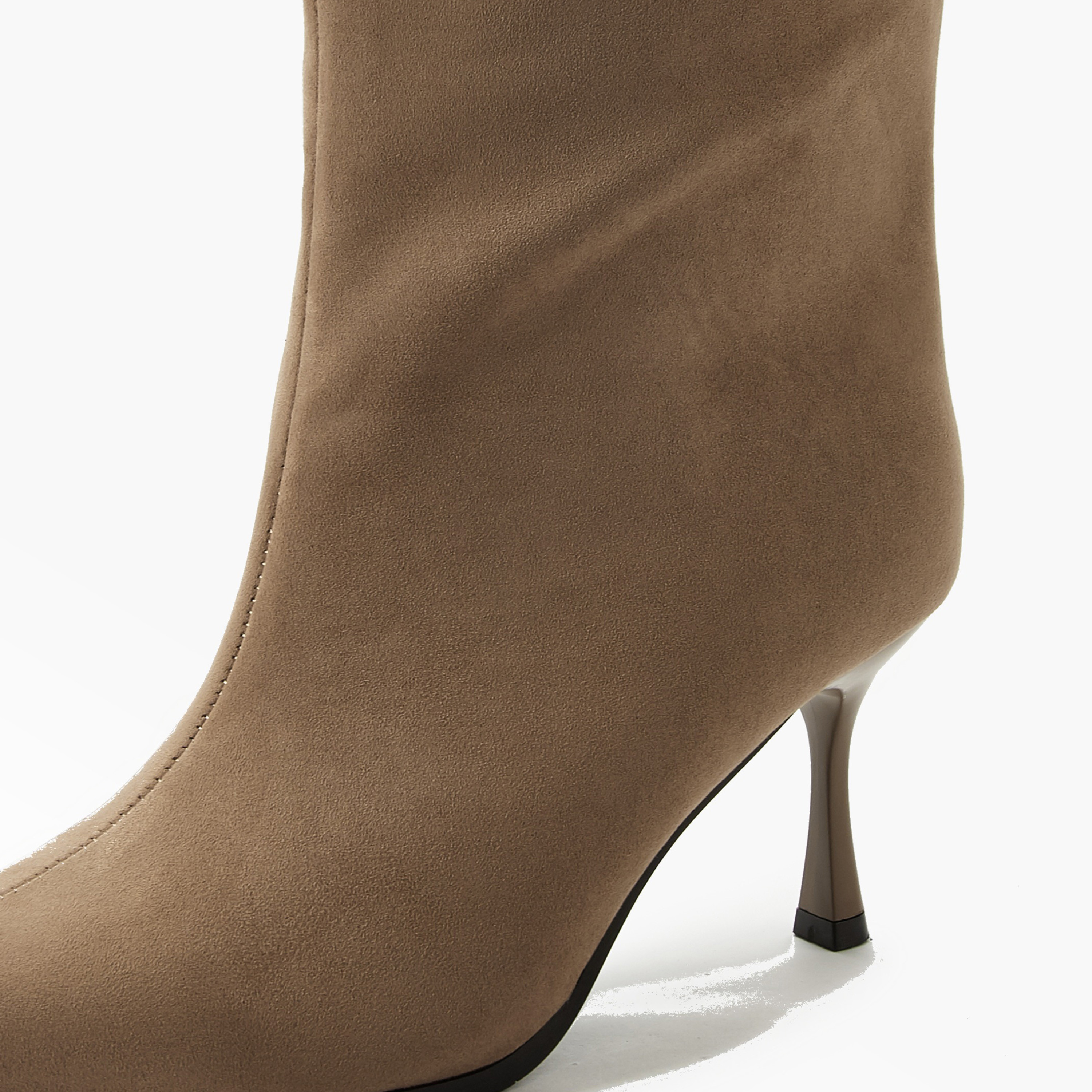 بوت نسائي بكعب رفيع وساق طويلة من سيليست-women-shoes-boots-image-4