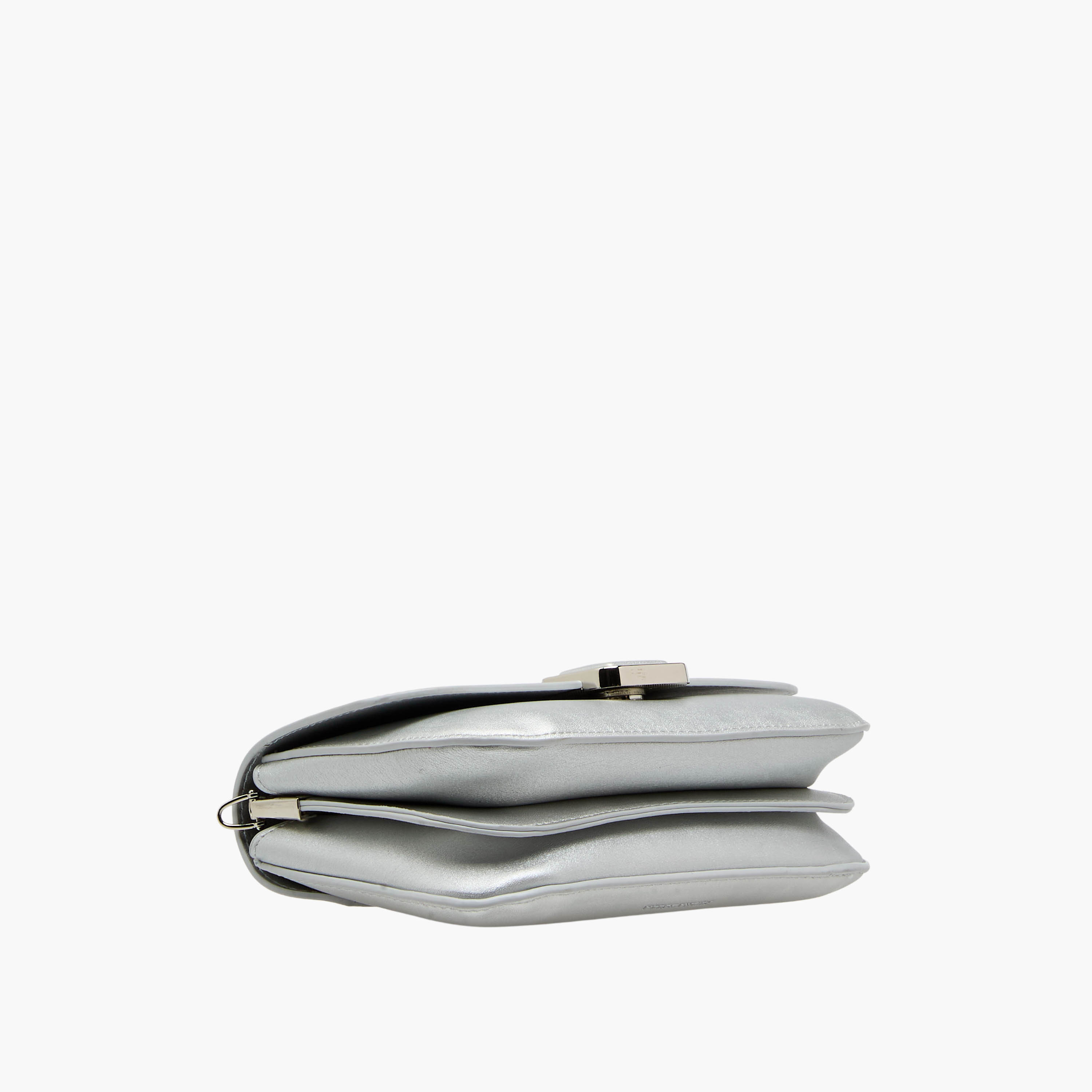 Flora Bella Textured Crossbody Bag with Detachable Chain Strap-women-bagsandwallets-handbags-image-8