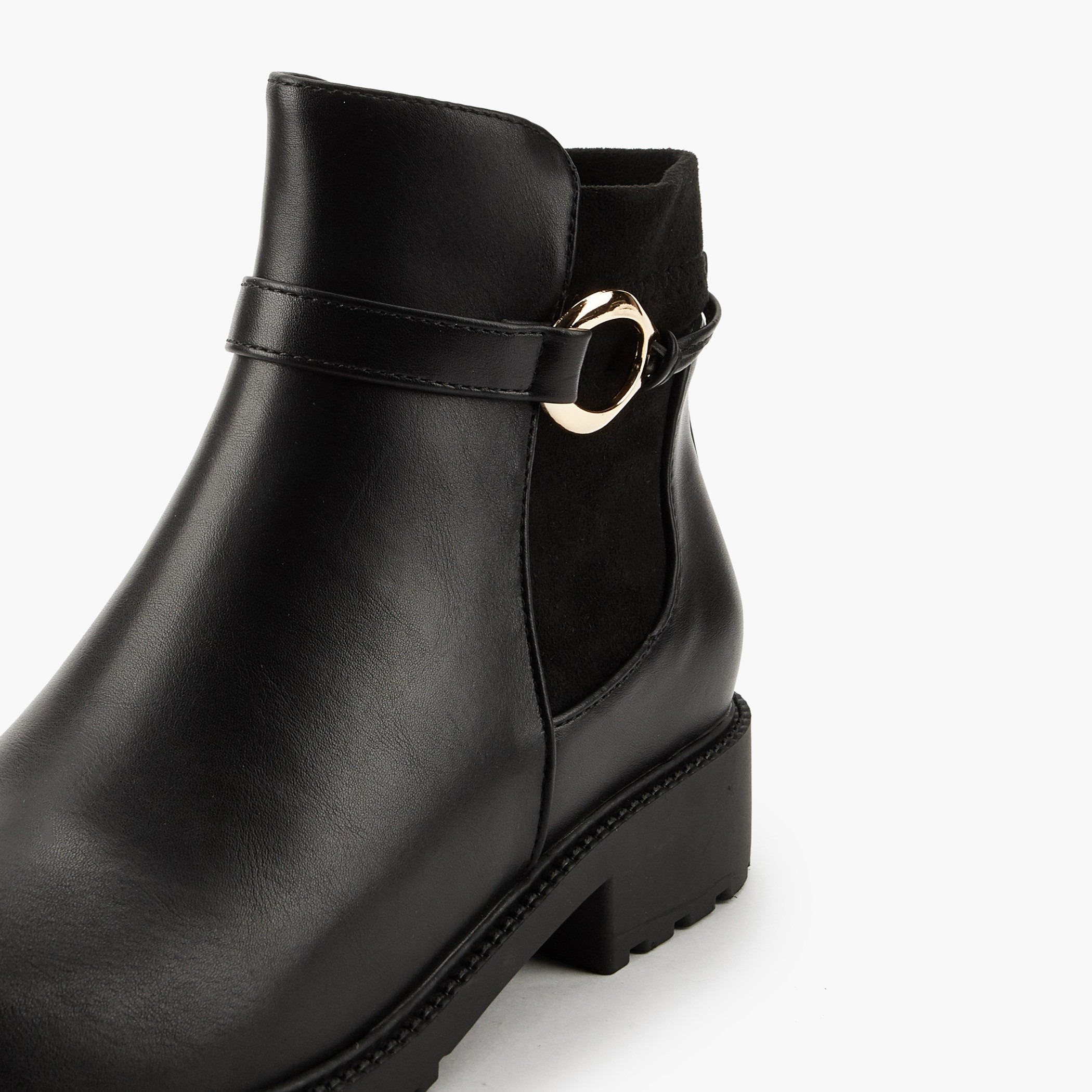 بوت طول الكاحل بتفاصيل إبزيم للنساء من فلورا بيلا-women-shoes-boots-image-4