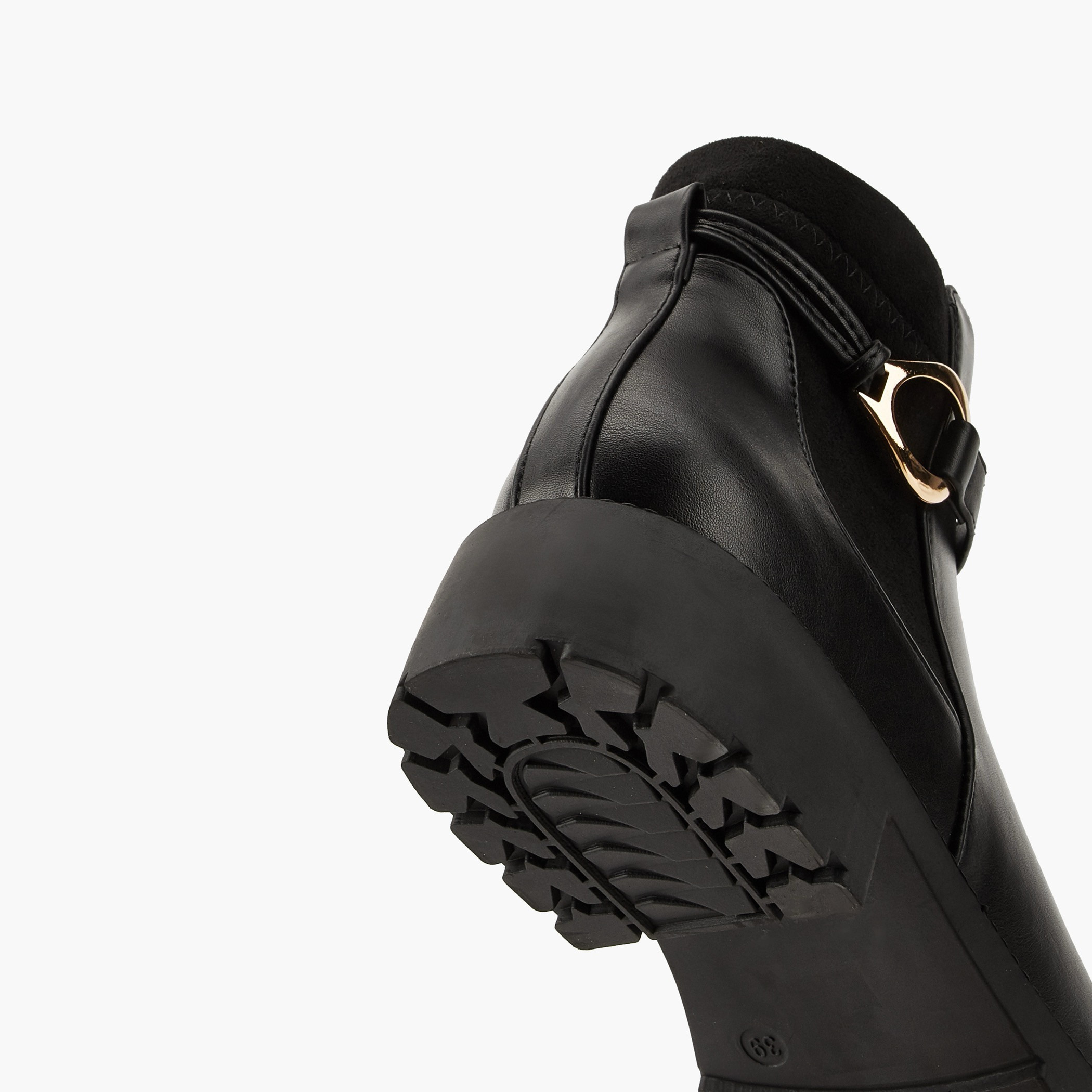 بوت طول الكاحل بتفاصيل إبزيم للنساء من فلورا بيلا-women-shoes-boots-image-6