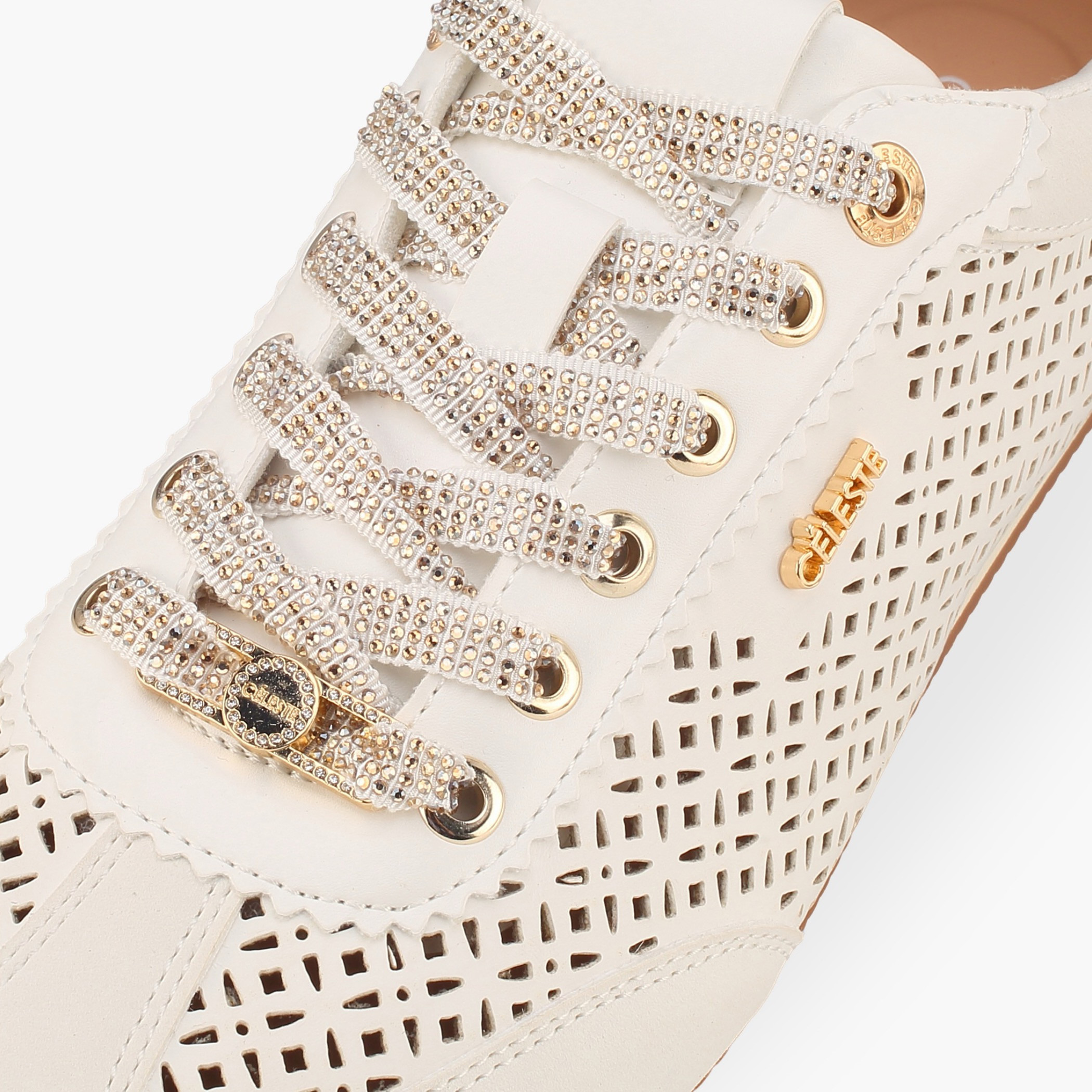 حذاء سنيكرز برباط للنساء من سيليست-women-shoes-sneakers-image-4