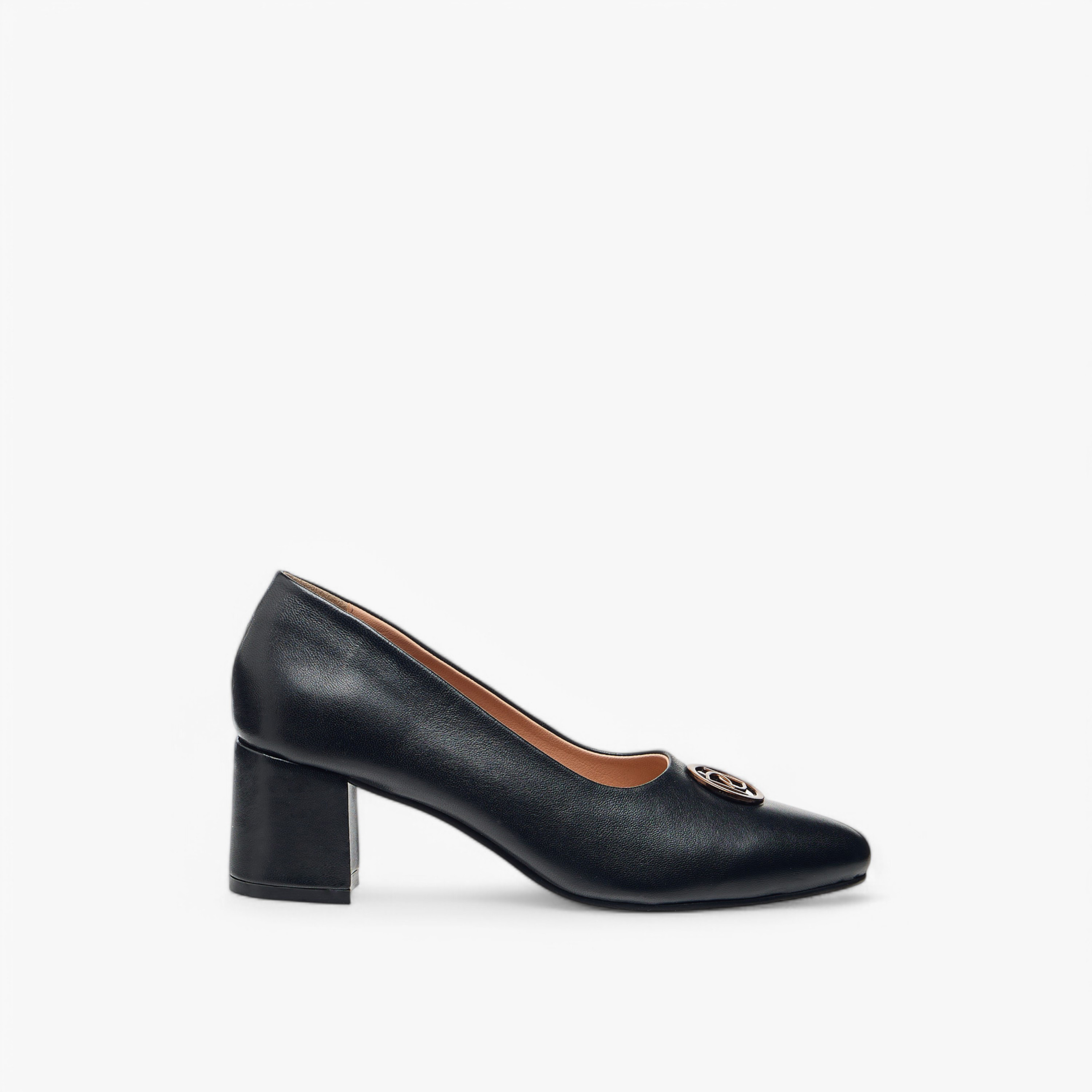 Paprika Solid Slip-On Leather Pumps with Block Heels-women-shoes-sandals-heeled-image-3