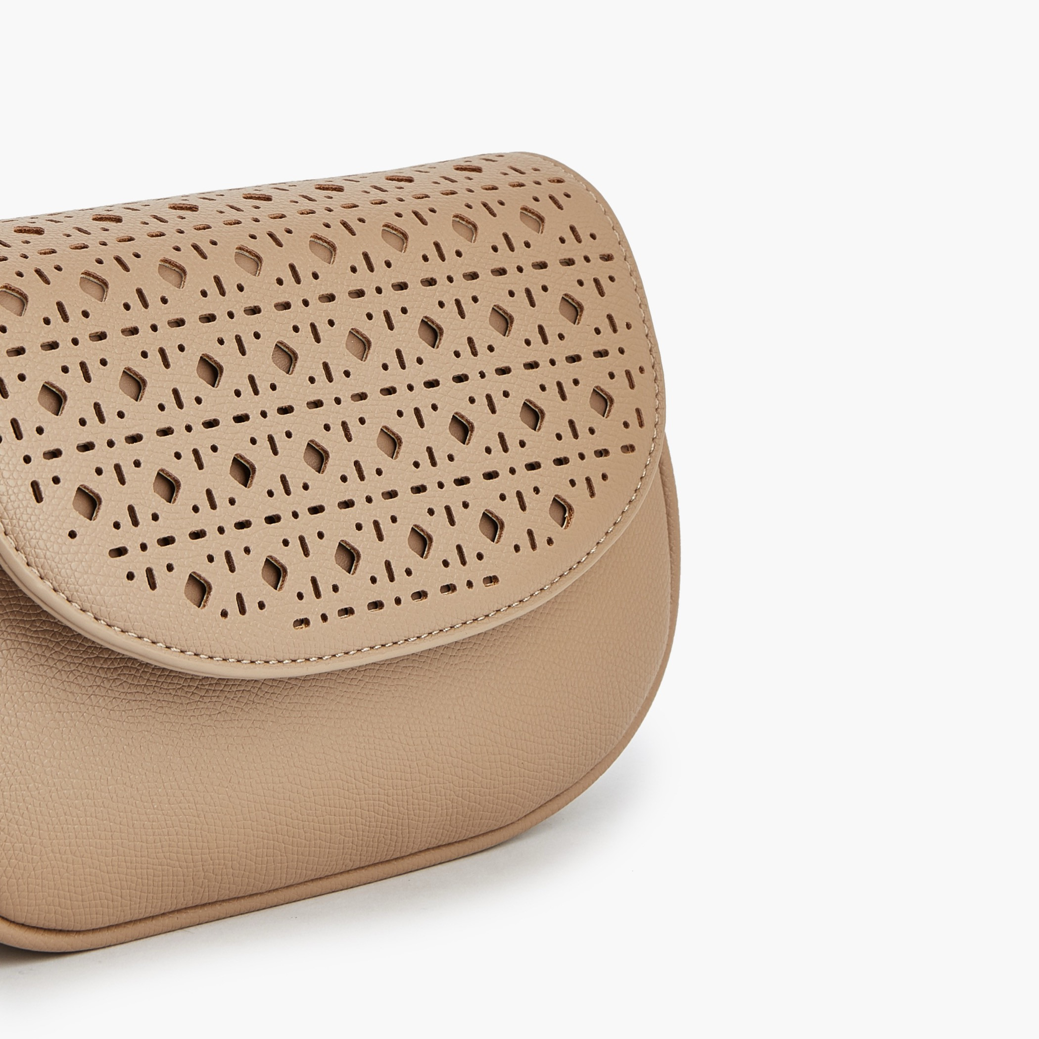 شنطة كروس بودي بتفاصيل مفرغة وإغلاق مغناطيسي من فلورا بيلا-women-bagsandwallets-handbags-image-4