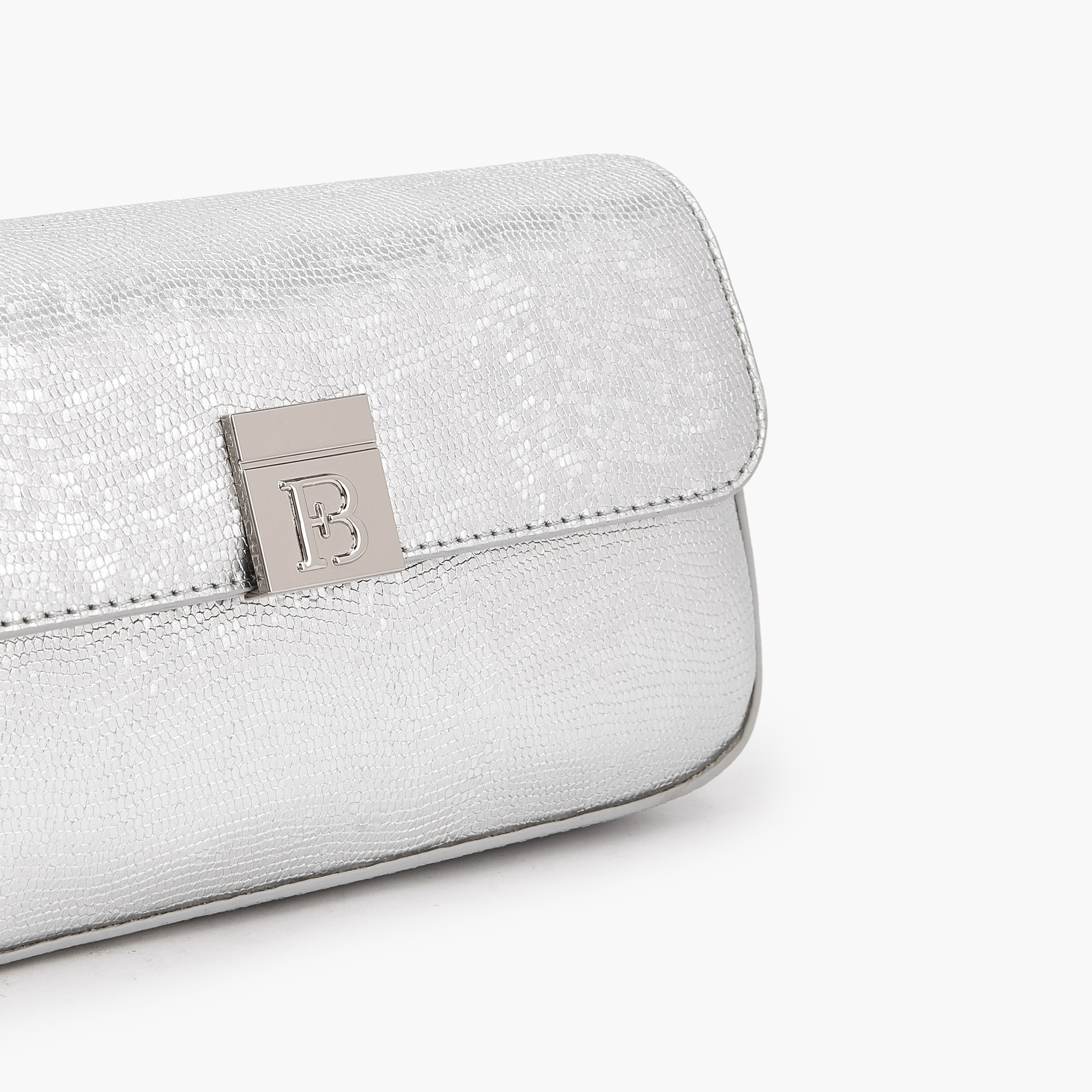 Flora Bella Textured Crossbody Bag with Chain Strap-women-bagsandwallets-handbags-image-4