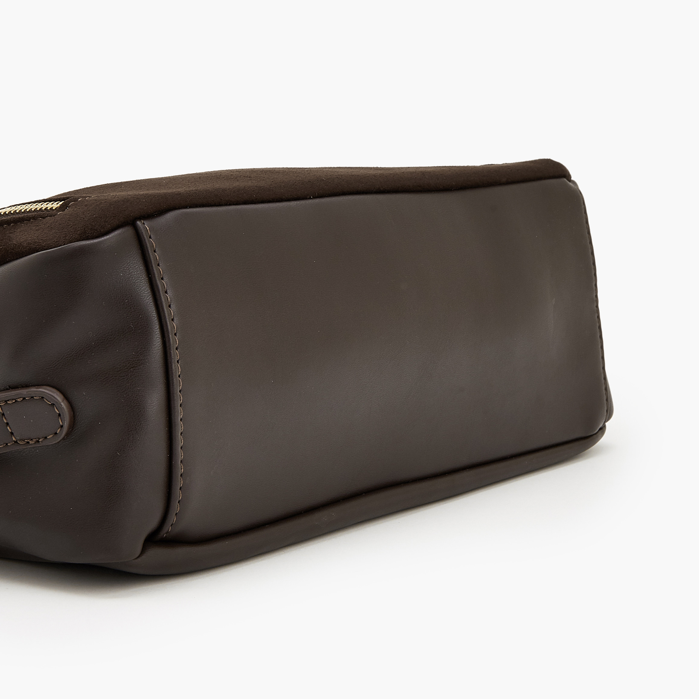 شنطة كتف بزينة شرّابة وبحزام قابل للتعديل من فلورا بيلا-women-bagsandwallets-handbags-image-5