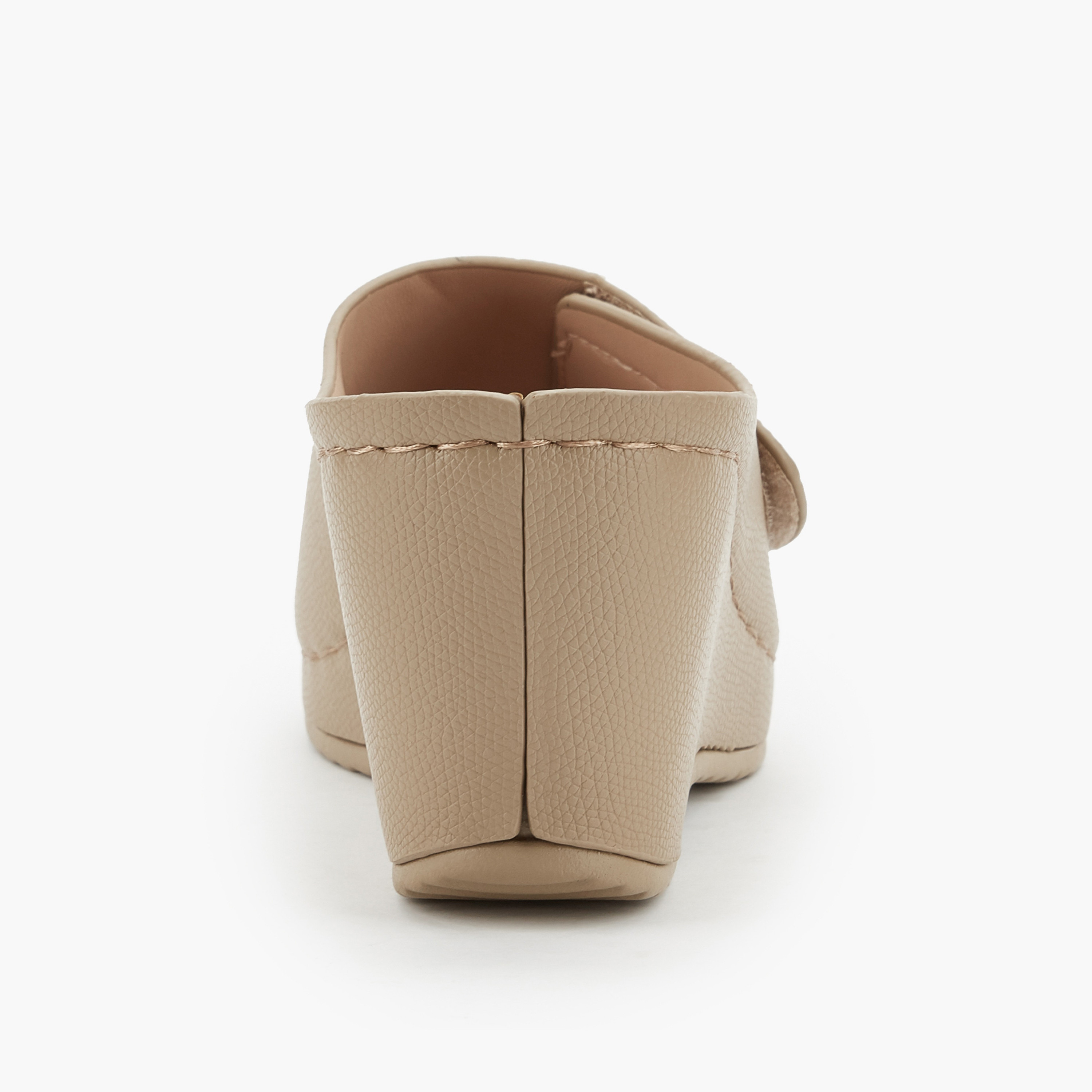 صندل ويدج بارز الملمس للنساء من فلورا بيلا-women-shoes-sandals-heeled-image-5