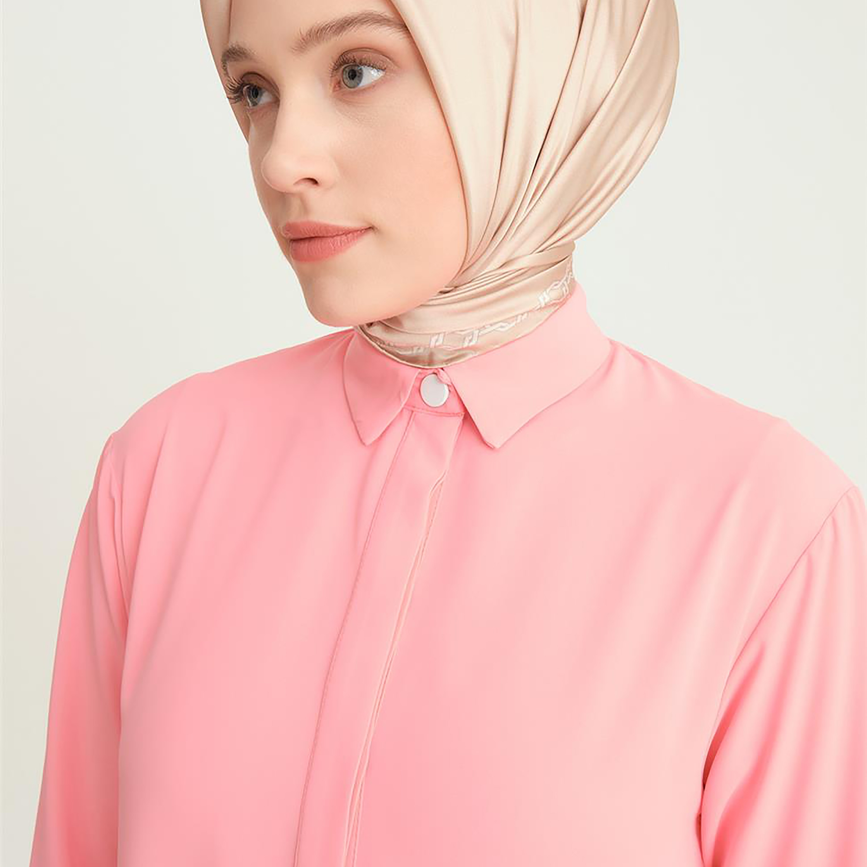 سترة أرميني بأزرار جانبية ومفصلة للنساء-women-clothing-shirtsandblouses-blouses-image-10
