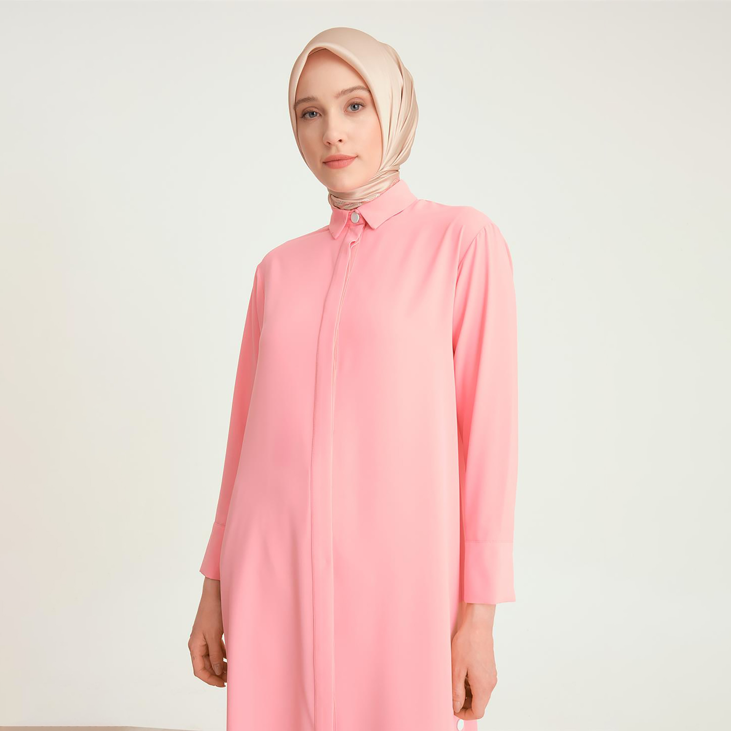 سترة أرميني بأزرار جانبية ومفصلة للنساء-women-clothing-shirtsandblouses-blouses-image-11