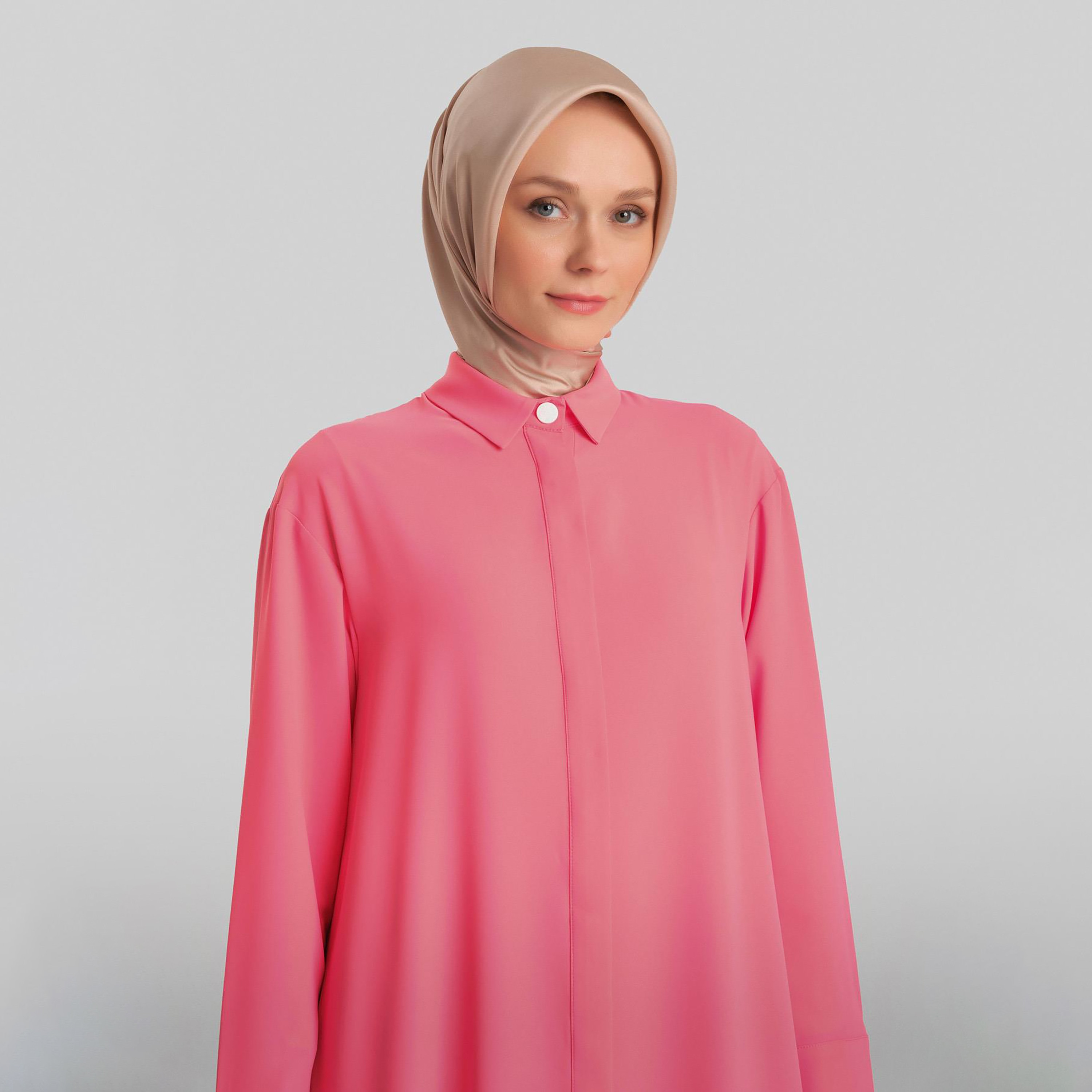 سترة أرميني بأزرار جانبية ومفصلة للنساء-women-clothing-shirtsandblouses-blouses-image-2
