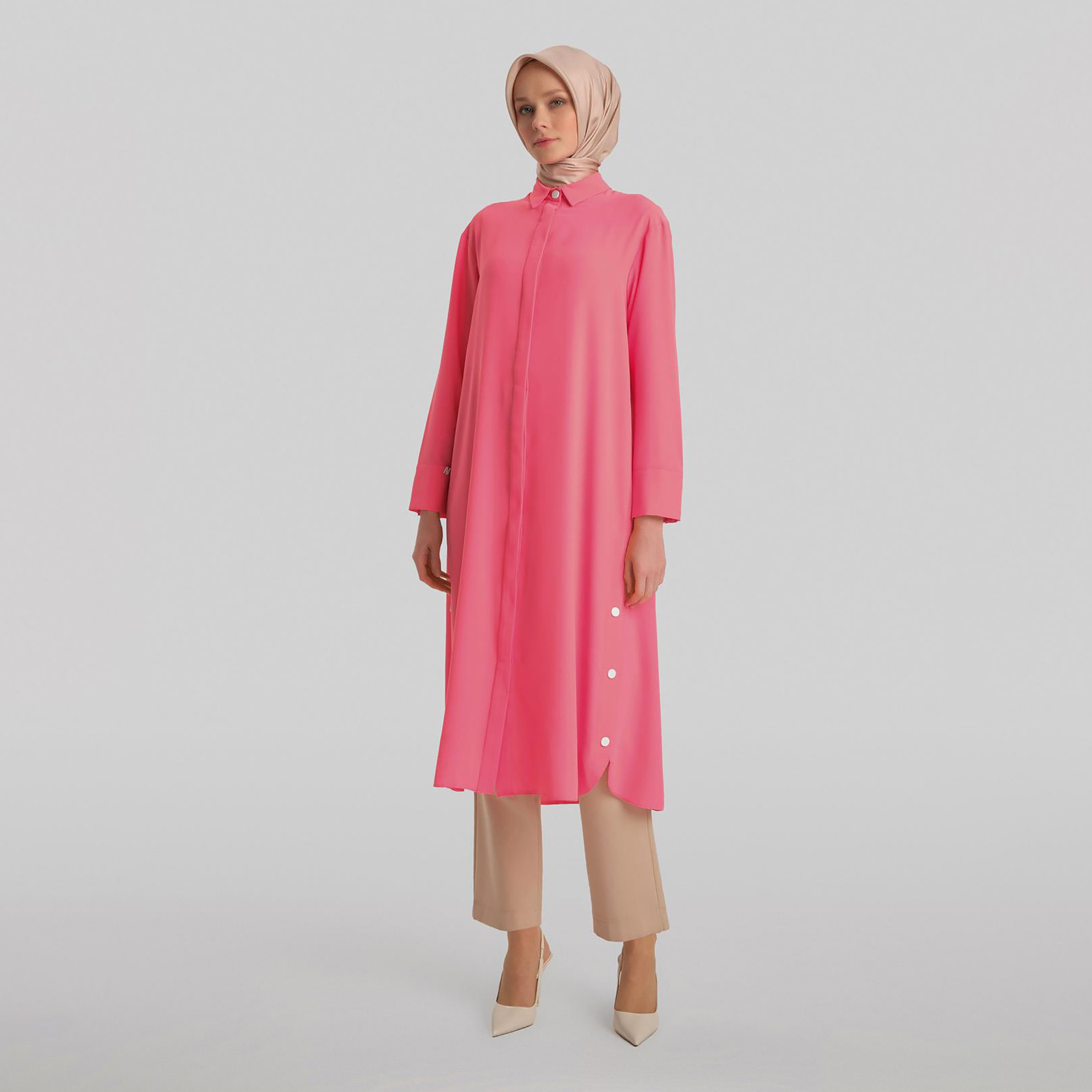 سترة أرميني بأزرار جانبية ومفصلة للنساء-women-clothing-shirtsandblouses-blouses-image-4