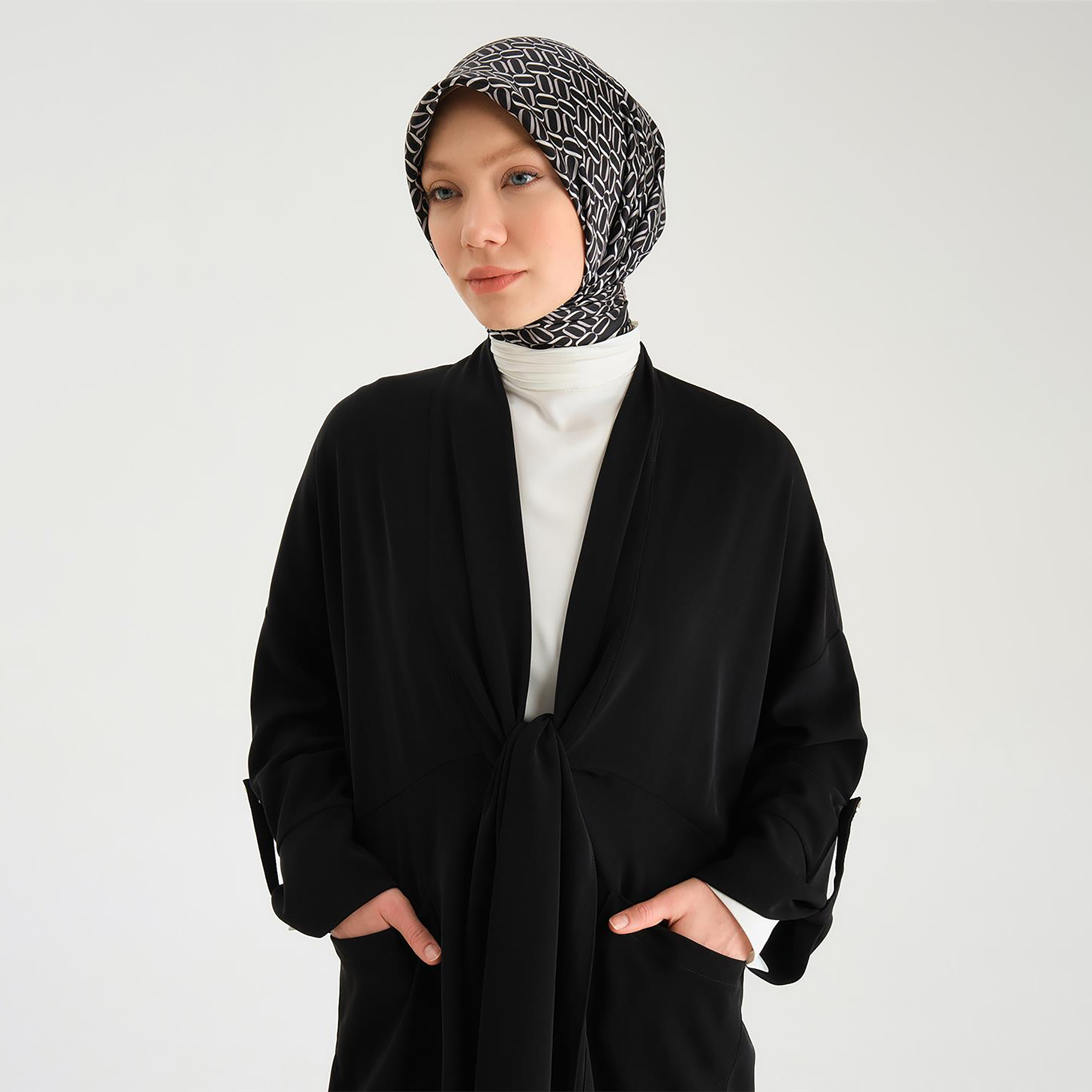 سترة Armine نسائية ذات أكمام قابلة للطي وGo Tunic-women-clothing-shirtsandblouses-blouses-image-12
