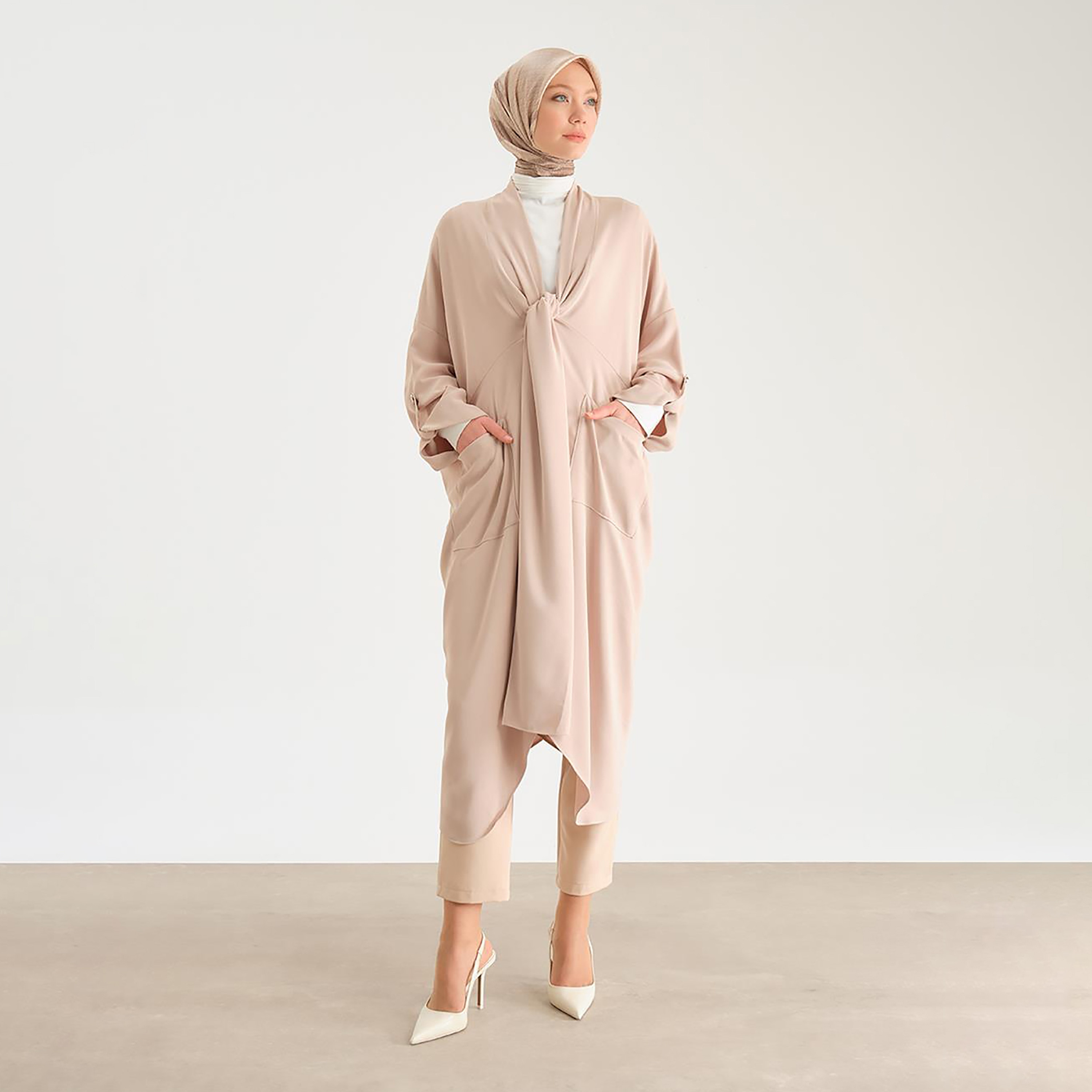 سترة Armine نسائية ذات أكمام قابلة للطي وGo Tunic-women-clothing-shirtsandblouses-blouses-image-4