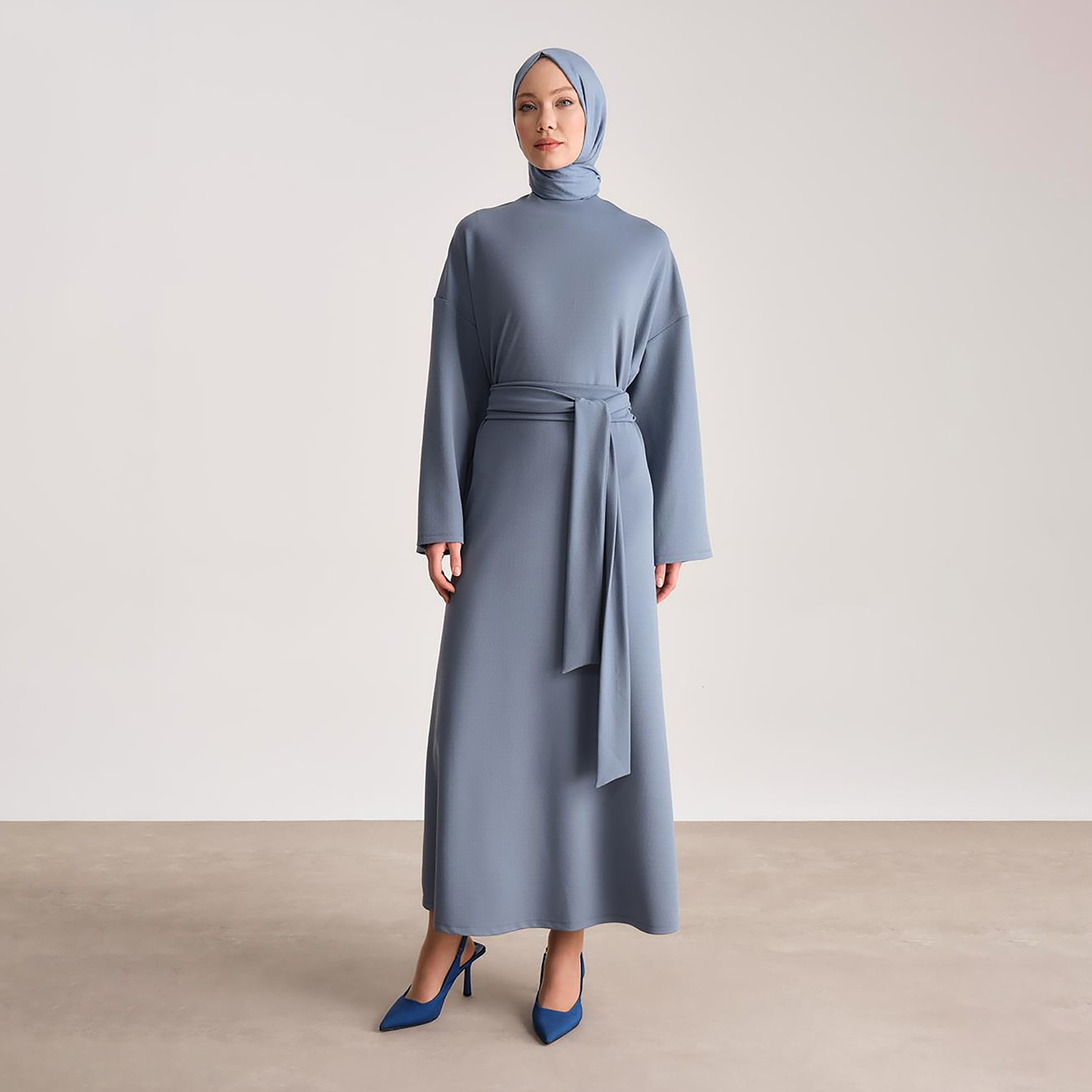 فستان Armine نسائي طويل على شكل حرف A وأكمام مطاطية-women-clothing-dresses-image-5