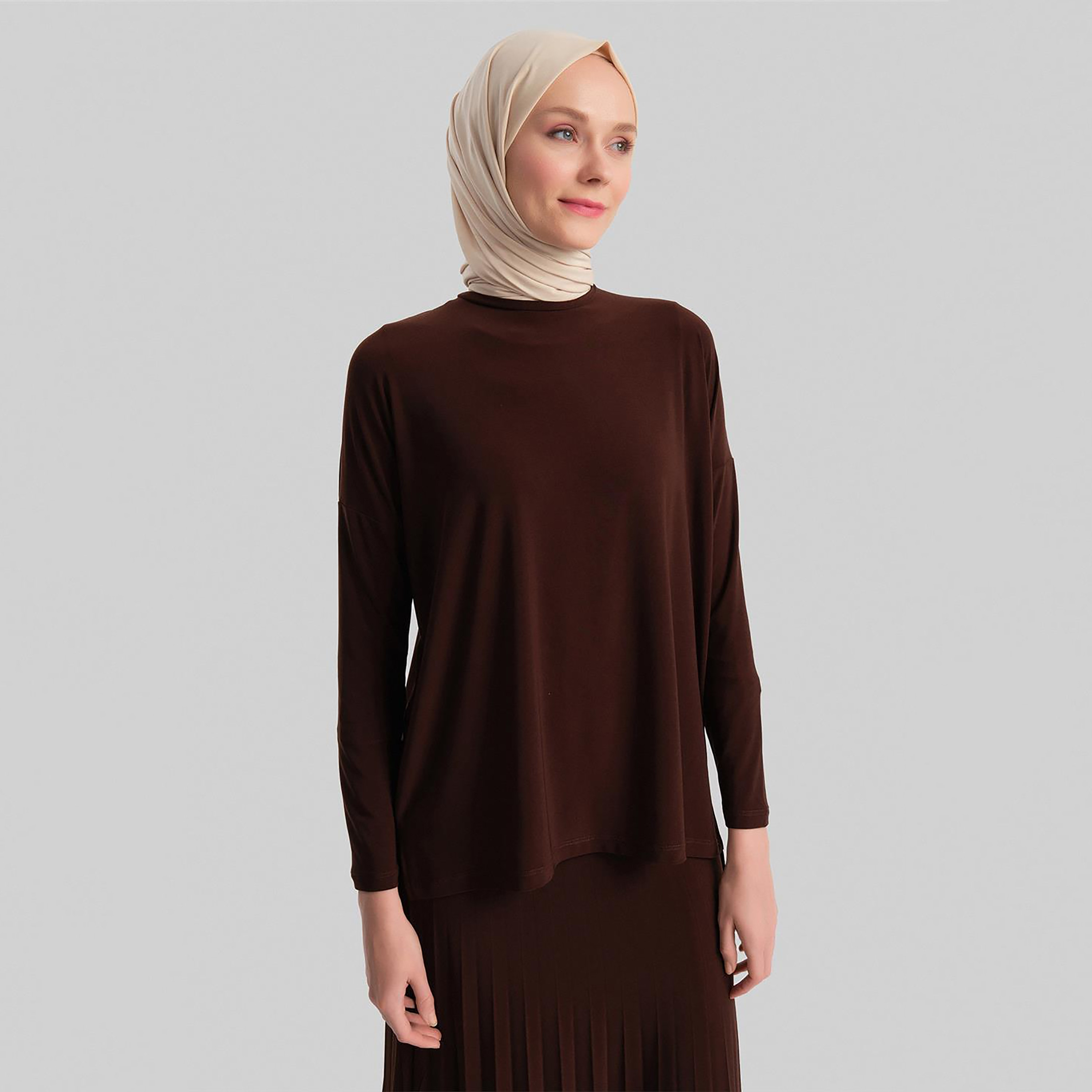 Armine 2-Piece Pleated Crew Neck Women's Top And Maxi Skirt Co-Ord Set-women-clothing-coordsets-image-2