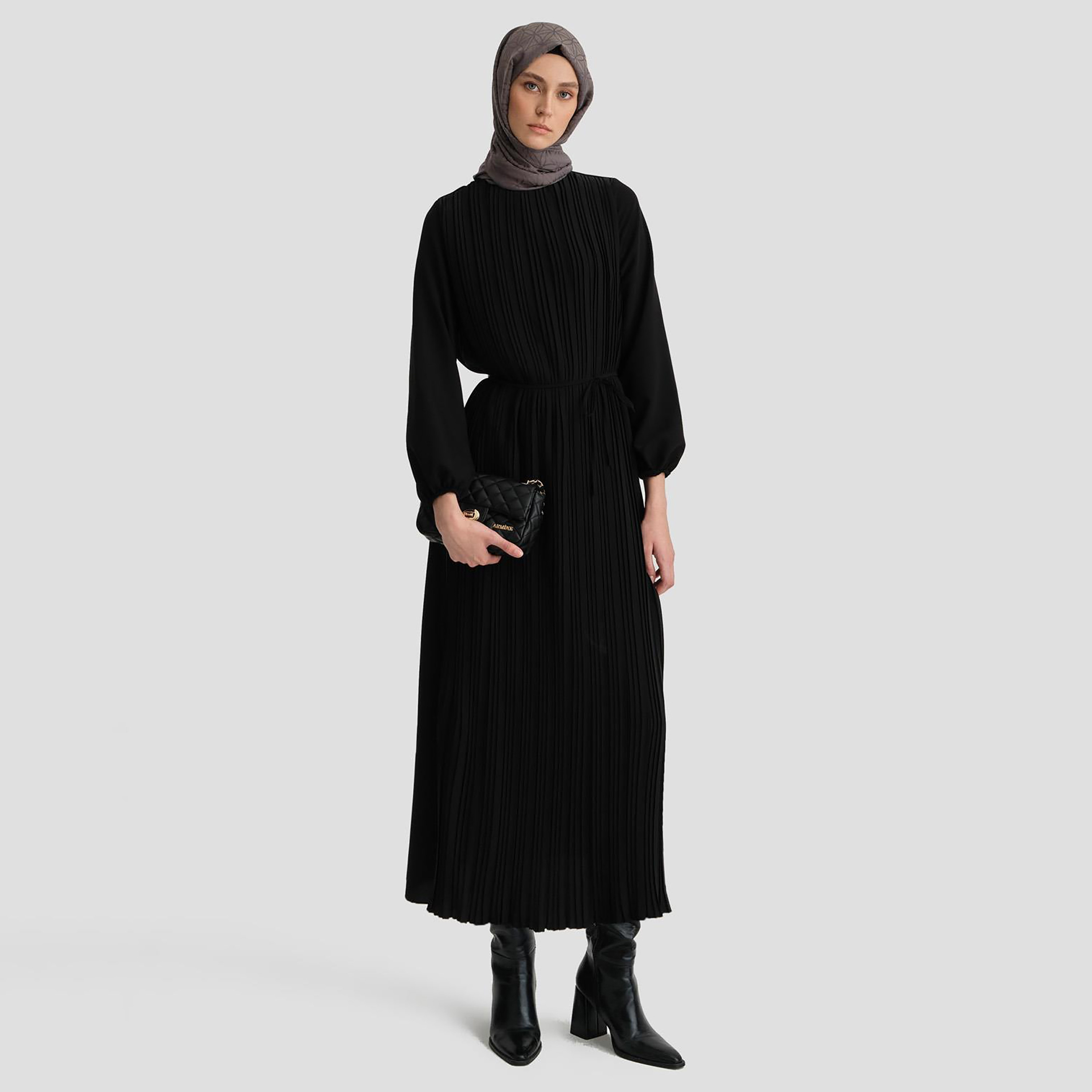 فستان طويل على شكل حرف A من Armine بأكمام وأكمام مطاطية-women-clothing-dresses-image-13