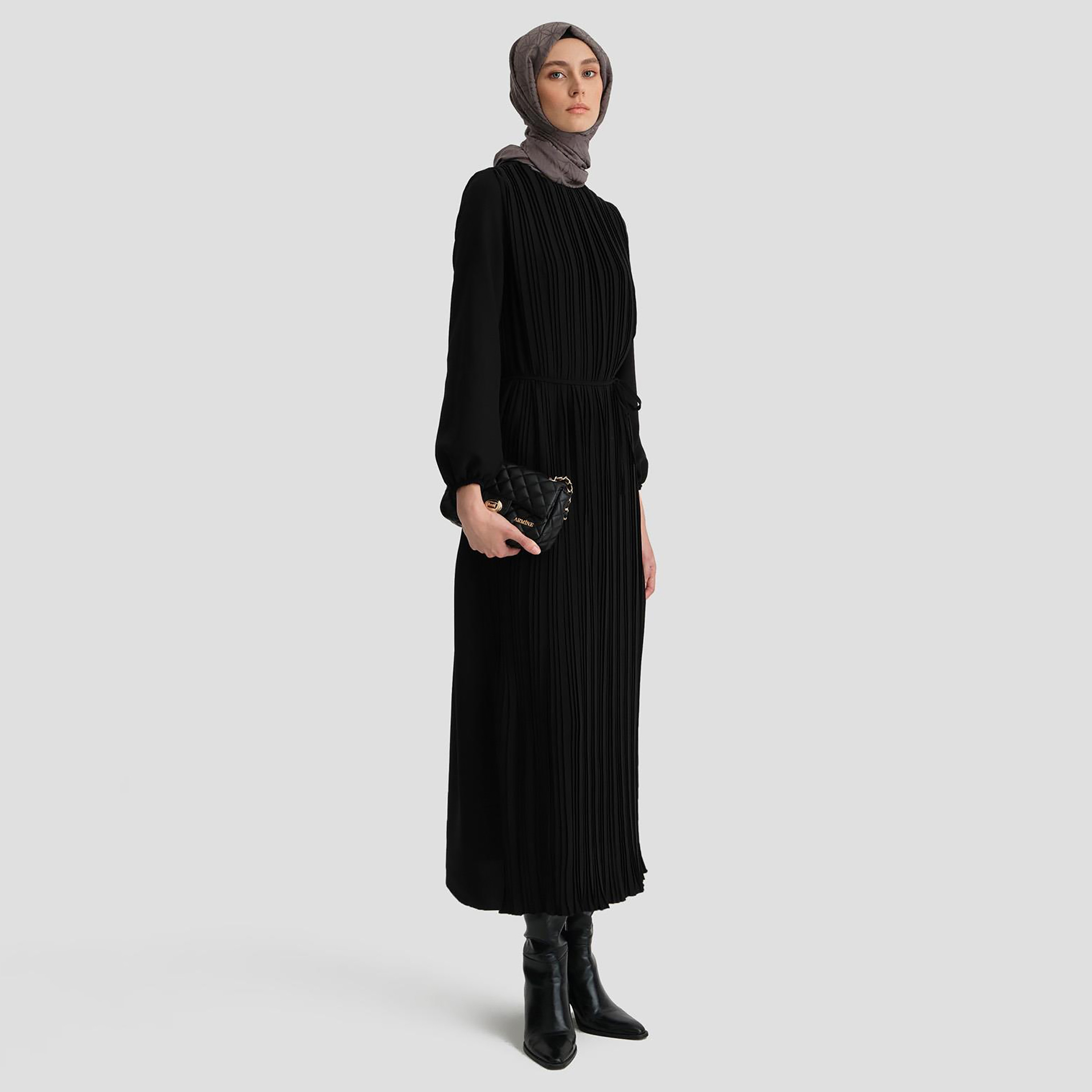 فستان طويل على شكل حرف A من Armine بأكمام وأكمام مطاطية-women-clothing-dresses-image-15